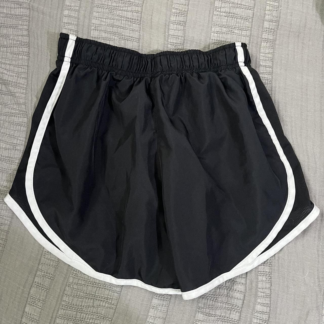 Nike Nike Dri-Fit Shorts Women’s XS Size 25" / US 0 / IT 36 - 3 Thumbnail
