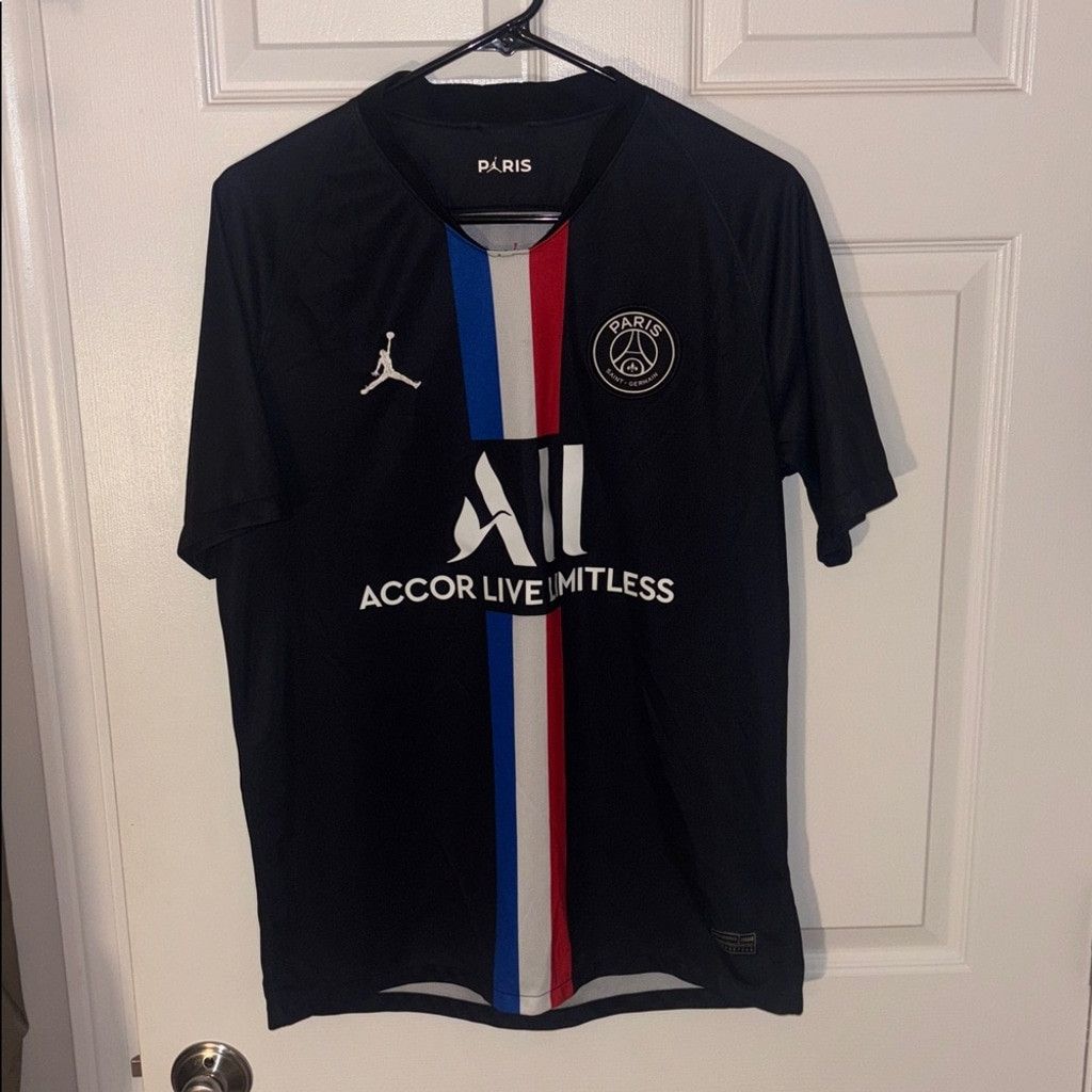 Jordan Brand PSG Paris Saint-Germain Jordan Soccer Jersey Sz Large Size US L / EU 52-54 / 3 - 1 Thumbnail
