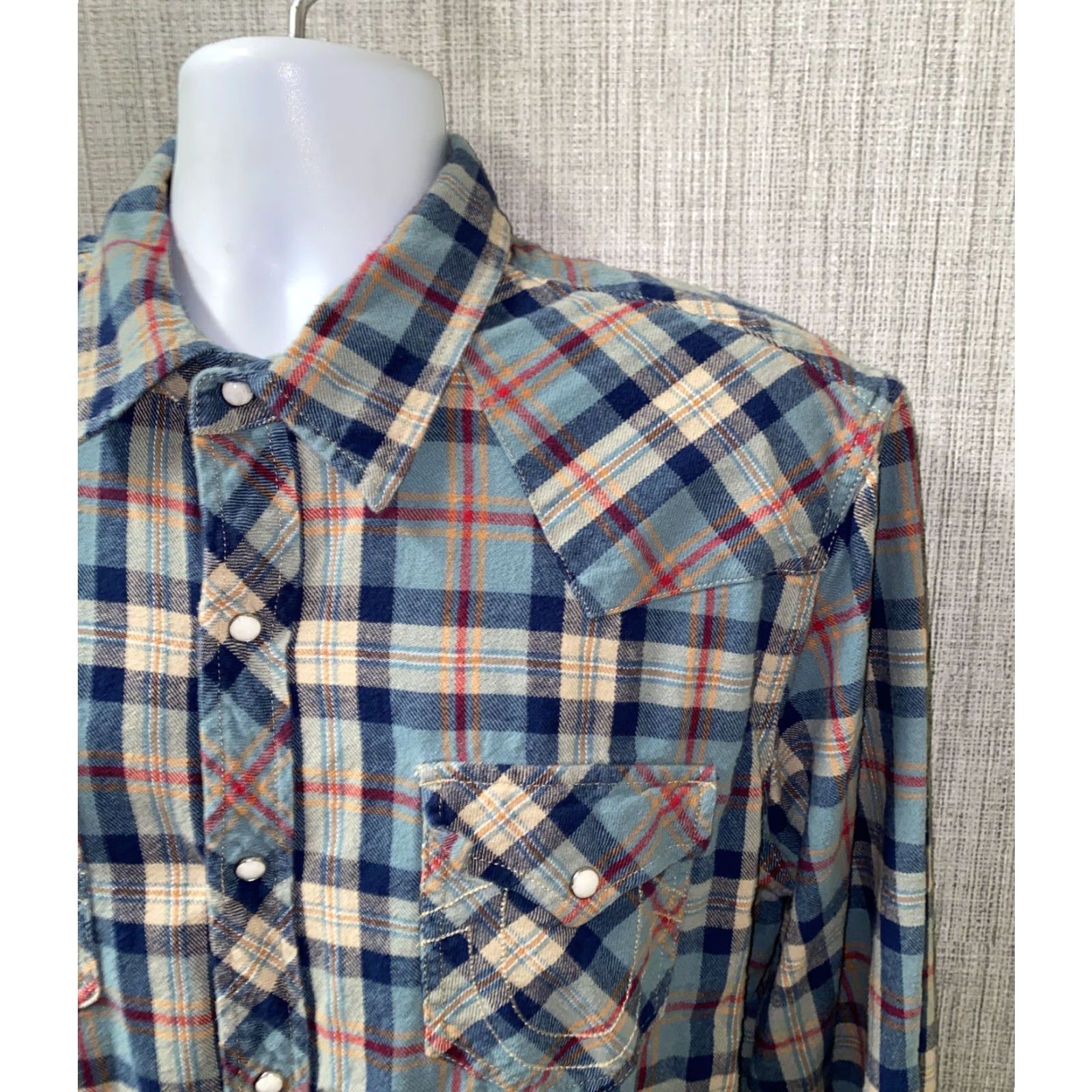 True Religion True Religion Plaid Button-Up Shirt, Long Sleeve, Adult Large, Multicolor, Snap Closure, Mens Size US L / EU 52-54 / 3 - 2 Thumbnail