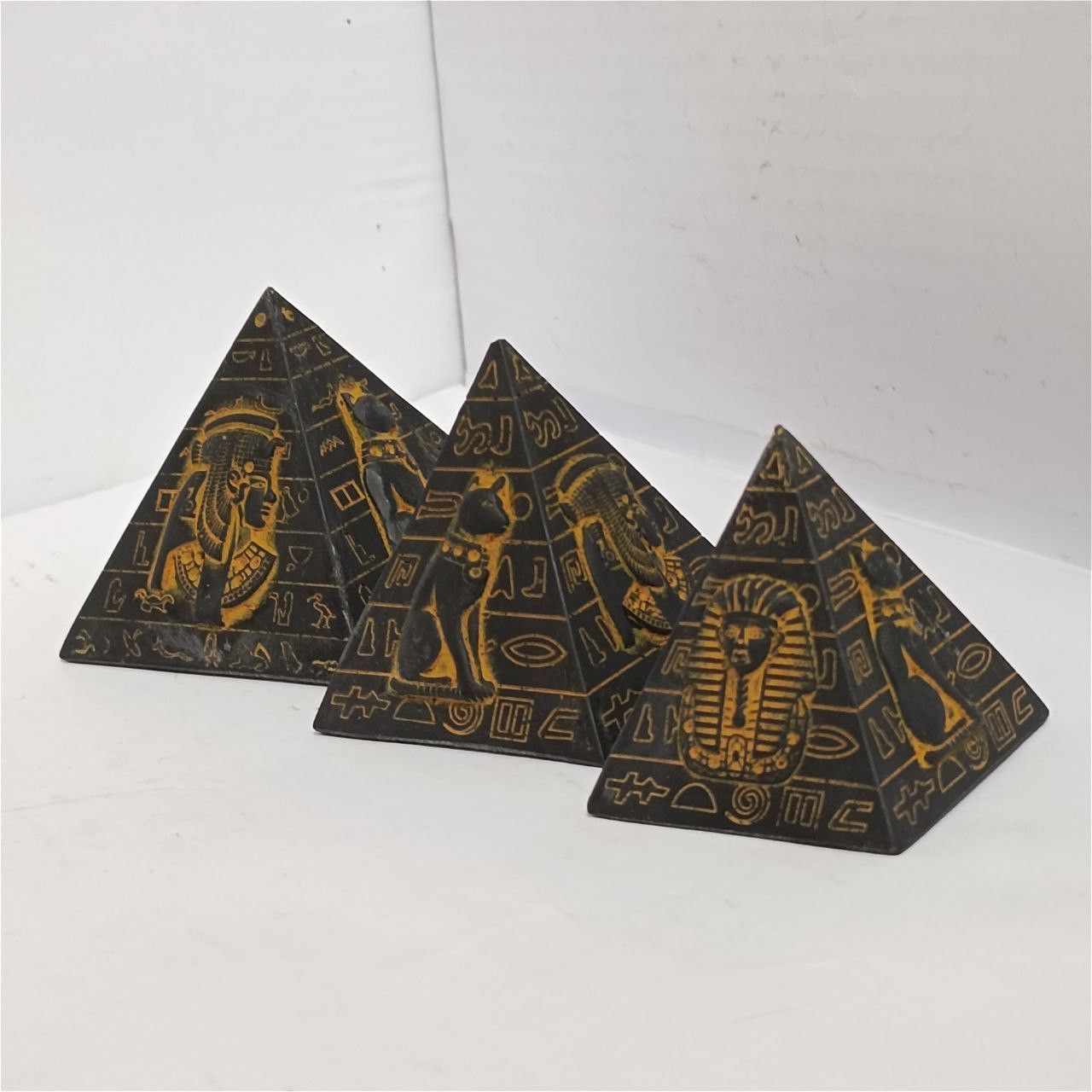 Other 3 Egyptian Pyramids Tutankhamun, Cleopatra & Nefertiti Size ONE SIZE - 7 Thumbnail