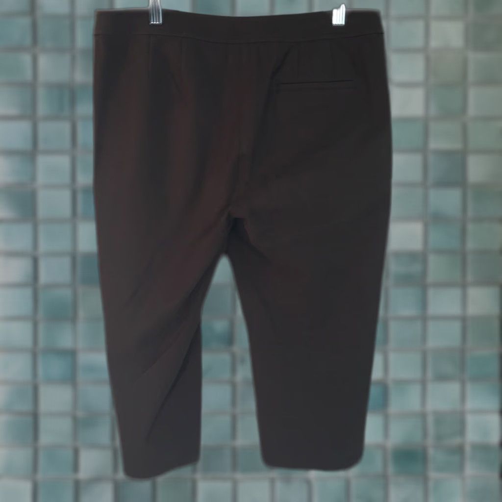 Vintage Chico's Capri Dress Pants Womens Size 1 / 34X21 Mid Rise Ankle Cuffed Brown Size 25" / US 0 / IT 36 - 1 Thumbnail