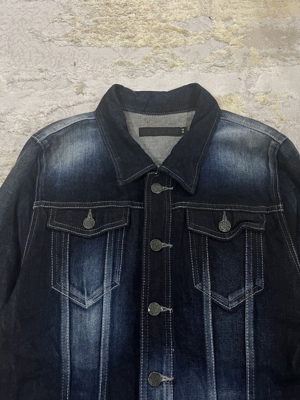 GOSTAR DE FUGA × KMRii × Yasuyuki Ishii Y2K Gostar de Fuga Elongated Arm Whiskers Faded Denim Jacket Size US S / EU 44-46 / 1 - 3 Thumbnail