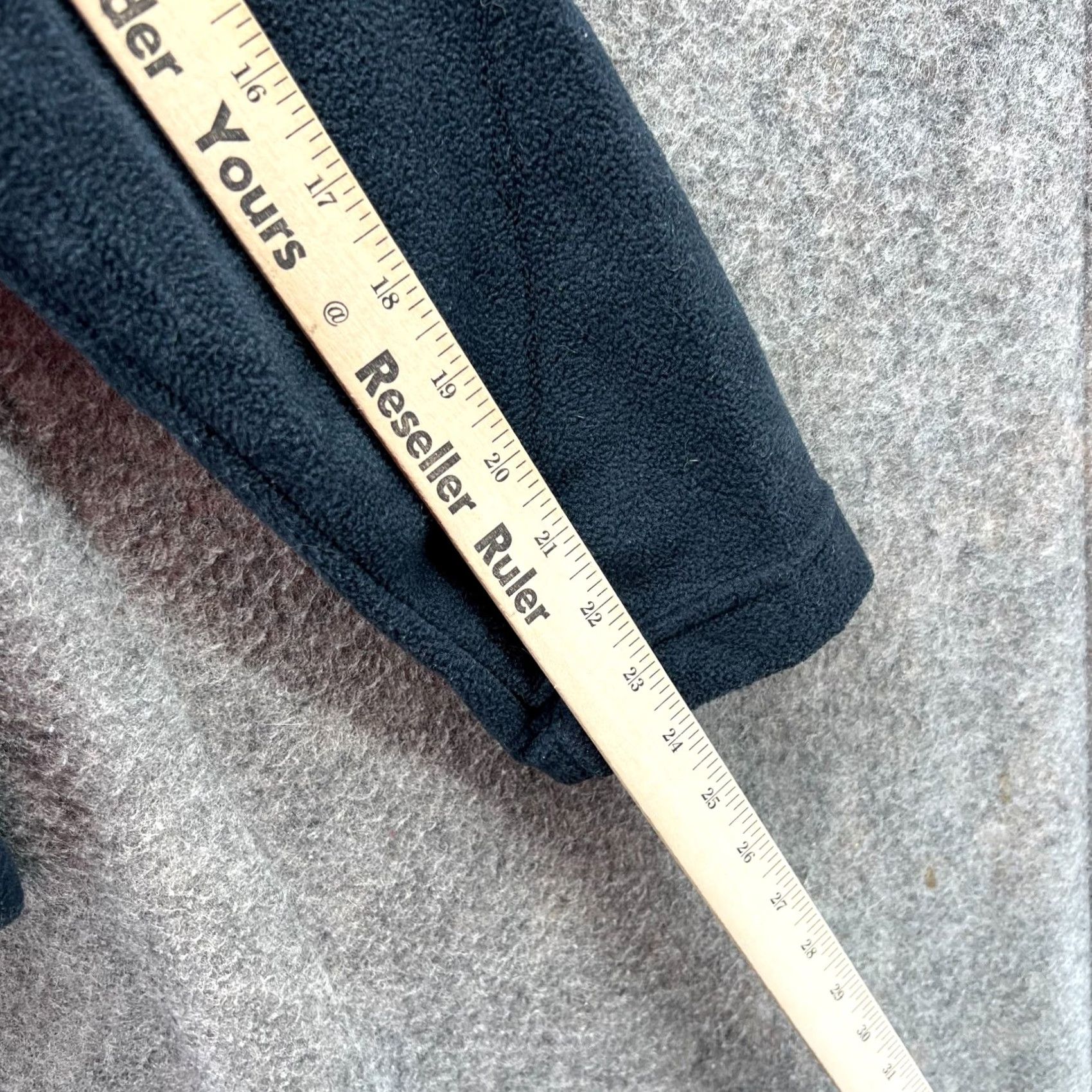 Calvin Klein VINTAGE Calvin Klein Jacket Mens Small Black Full Zip Tech Fleece Polyester Bomber VTG Size US S / EU 44-46 / 1 - 5 Thumbnail