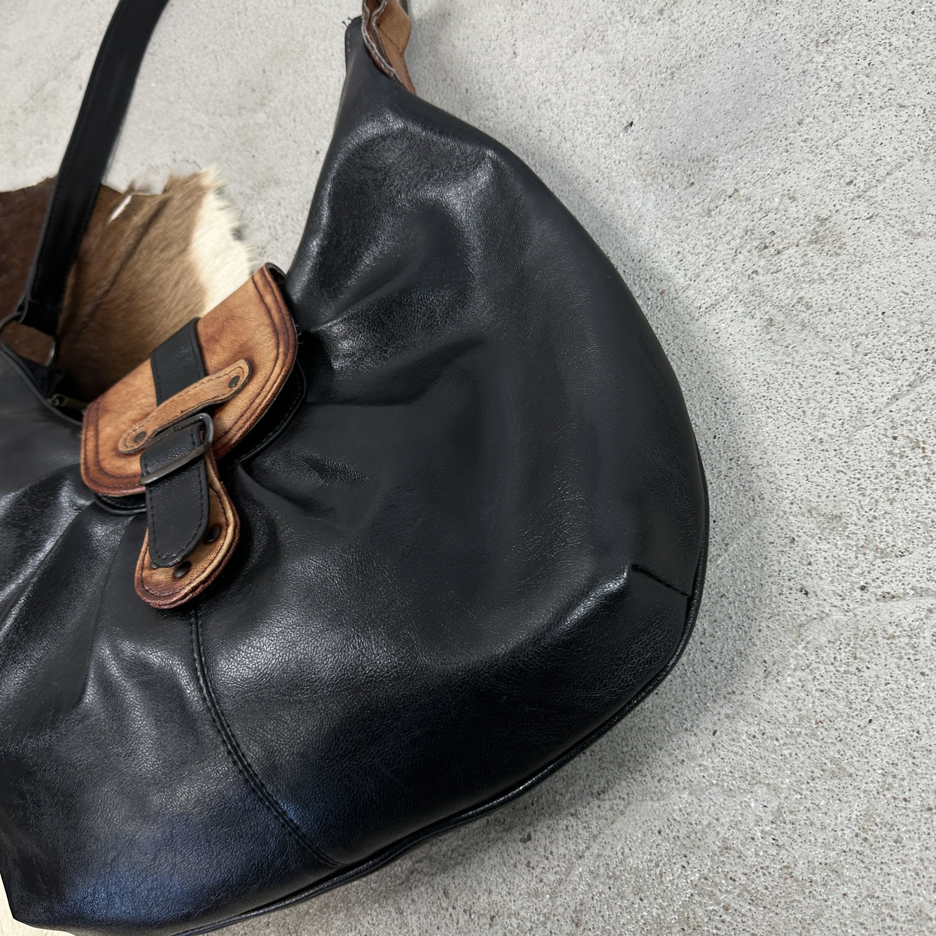 Vintage Vintage Avant Garde Preppy Old Money Hobo Bag 00s Size ONE SIZE - 3 Thumbnail