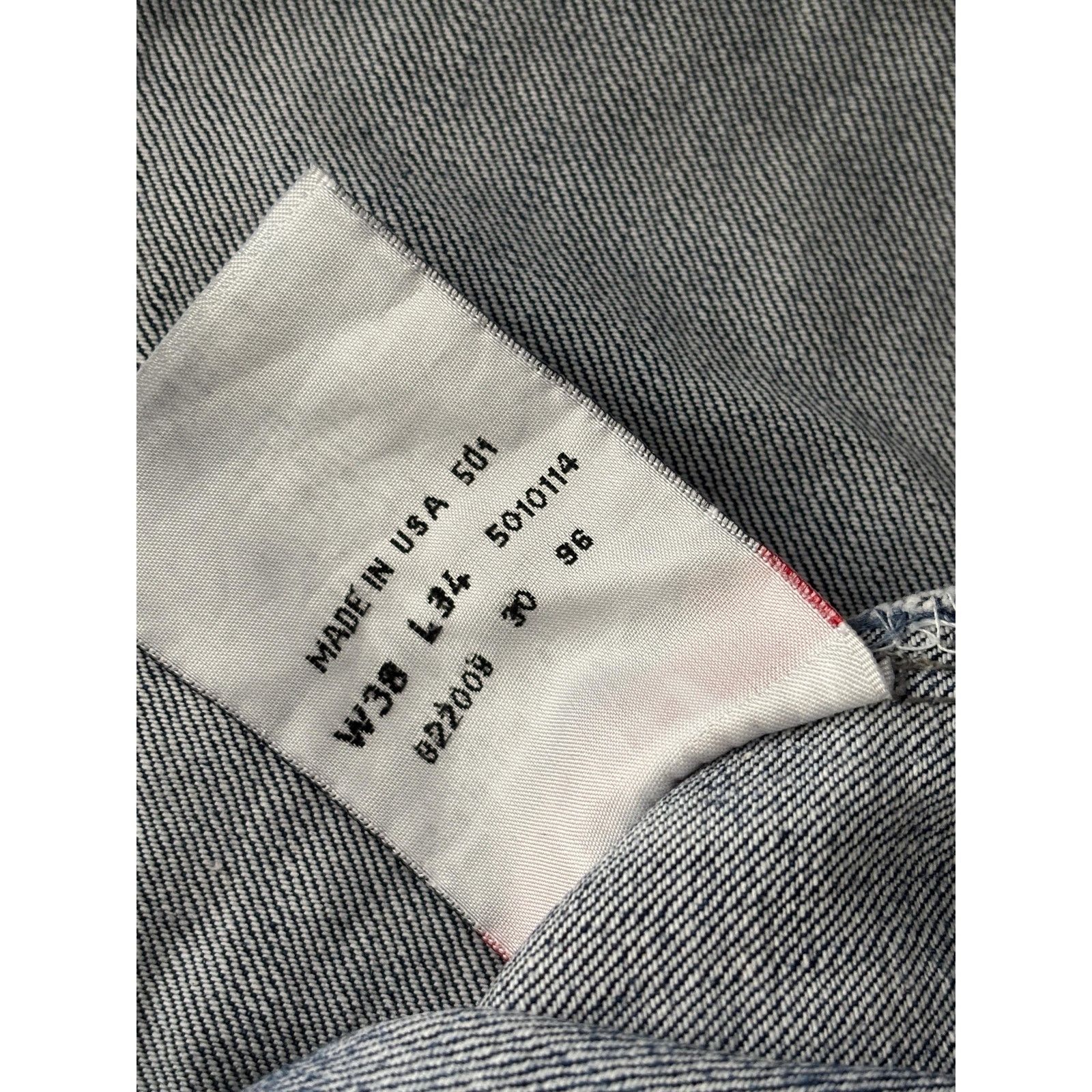 Levi's Levi’s 501 USA 1996 Light Wash Jeans W38 L34 Button Fly Rare Size US 38 / EU 54 - 8 Thumbnail