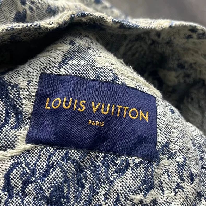 Louis Vuitton Louis Vuitton Blue botanical floral print logo denim jacke Size US M / EU 48-50 / 2 - 5 Thumbnail