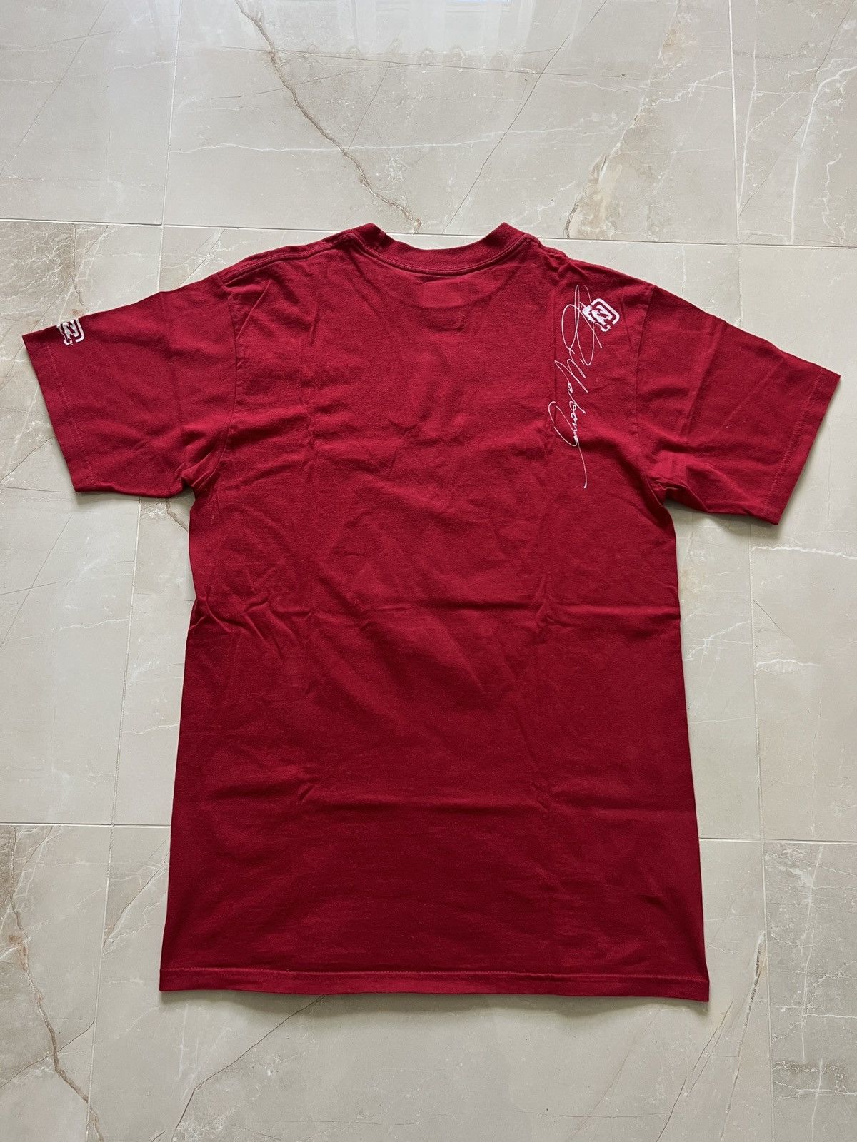 Billabong × Vintage Vintage billabong red t-shirt with large logo on the chest Size US L / EU 52-54 / 3 - 5 Thumbnail