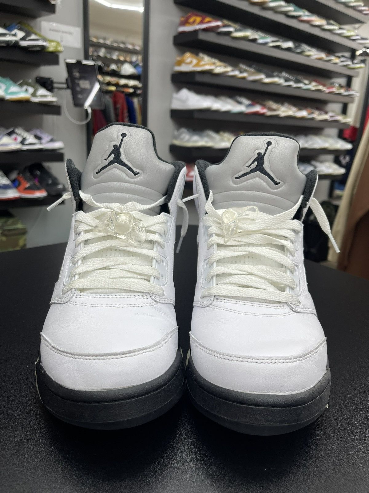 Jordan Brand Size 10.5 - Jordan 5 Retro Reverse Metallic Size US 10.5 / EU 43-44 - 2 Thumbnail