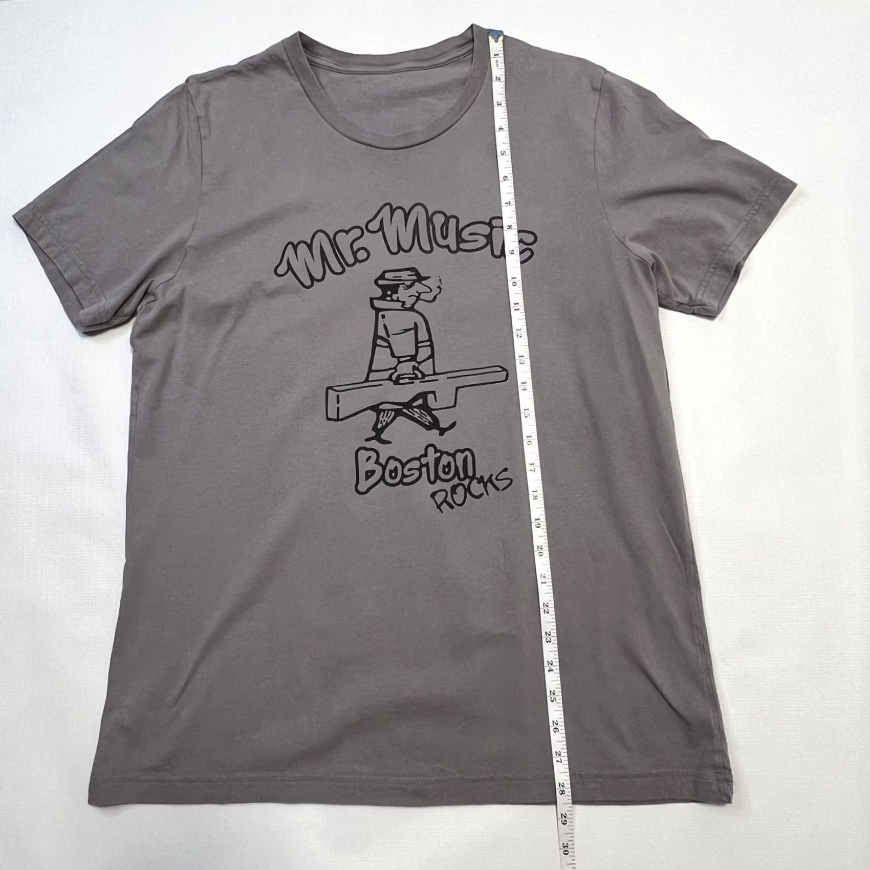 Vintage Mr. Music Boston Rocks Shirt Mens Large Gray Graphic Tee Musician Smoking Cartoon Size US L / EU 52-54 / 3 - 2 Thumbnail