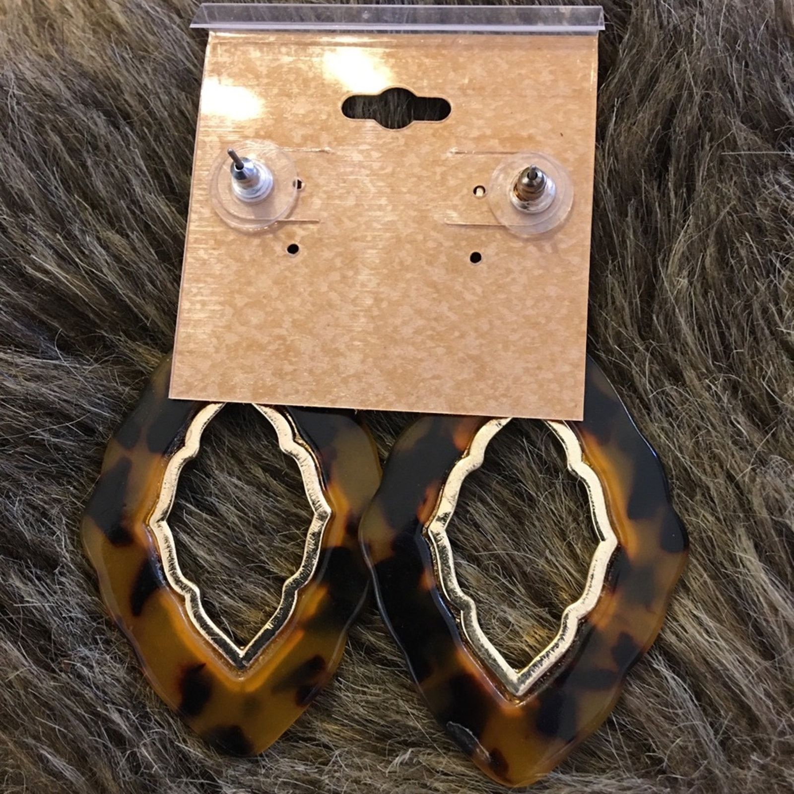 Jewelry Faux tortoise shiny gold tone statement earrings Size ONE SIZE - 4 Thumbnail