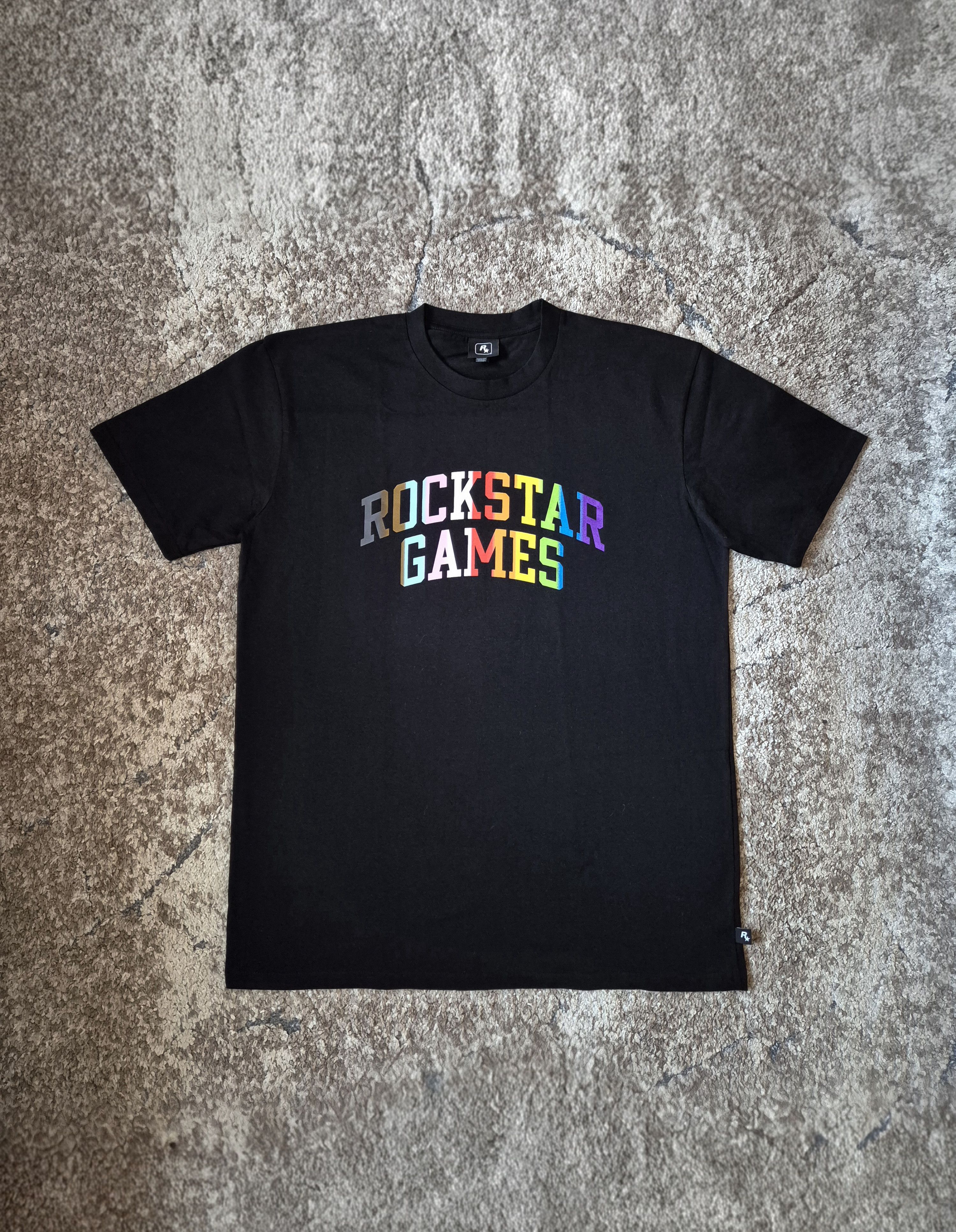 Rockstar Games Official Rockstar Games Pride Event Tee size XXL Size US XXL / EU 58 / 5 - 1 Thumbnail