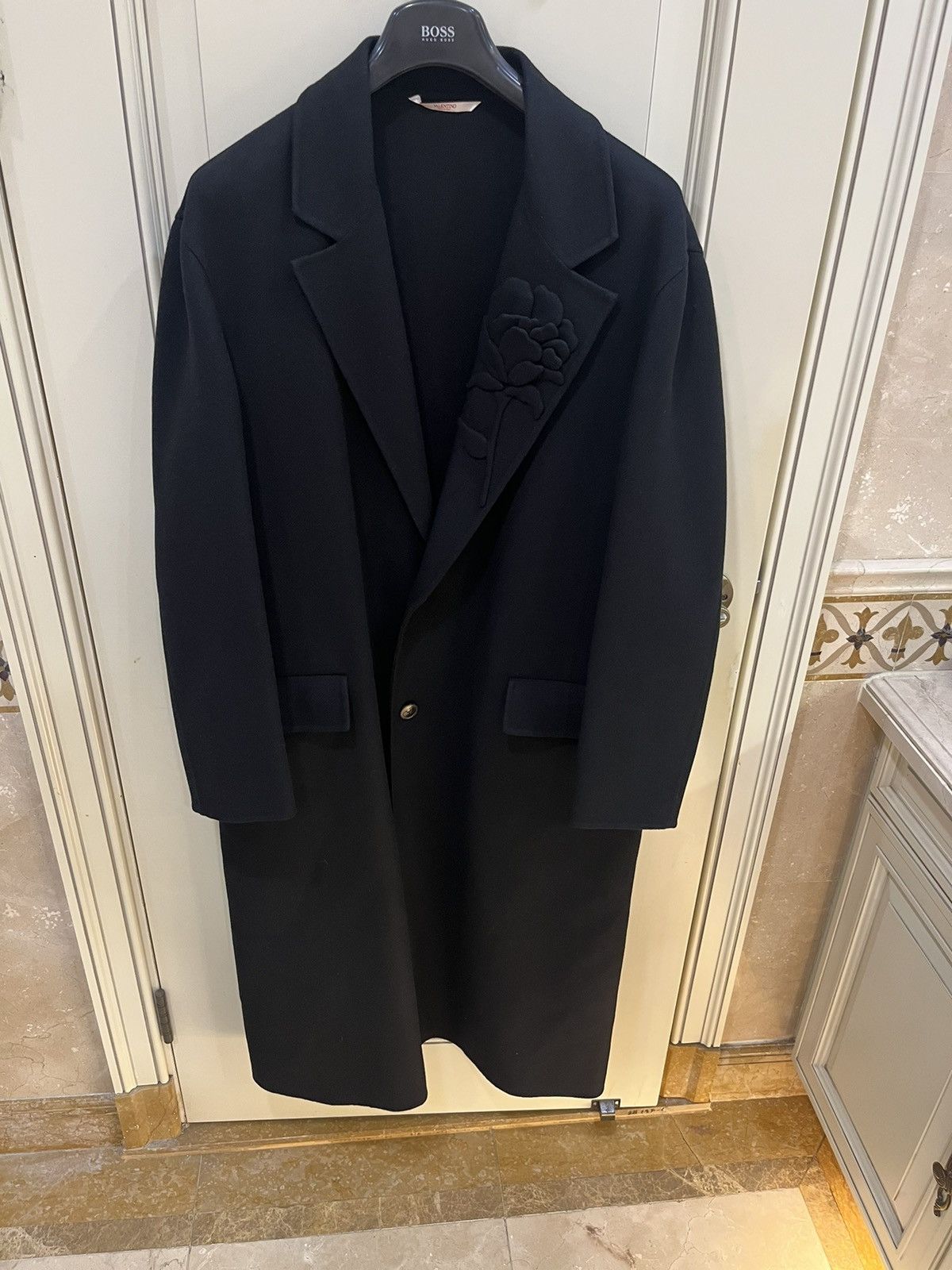 Valentino flower embrodery single breast coat size50 Size US M / EU 48-50 / 2 - 3 Thumbnail