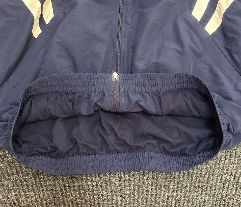 Balenciaga BALENCIAGA FW21 Sporty B Embroidered Logo Spl 2412-Nextarrow Size US M / EU 48-50 / 2 - 5 Thumbnail
