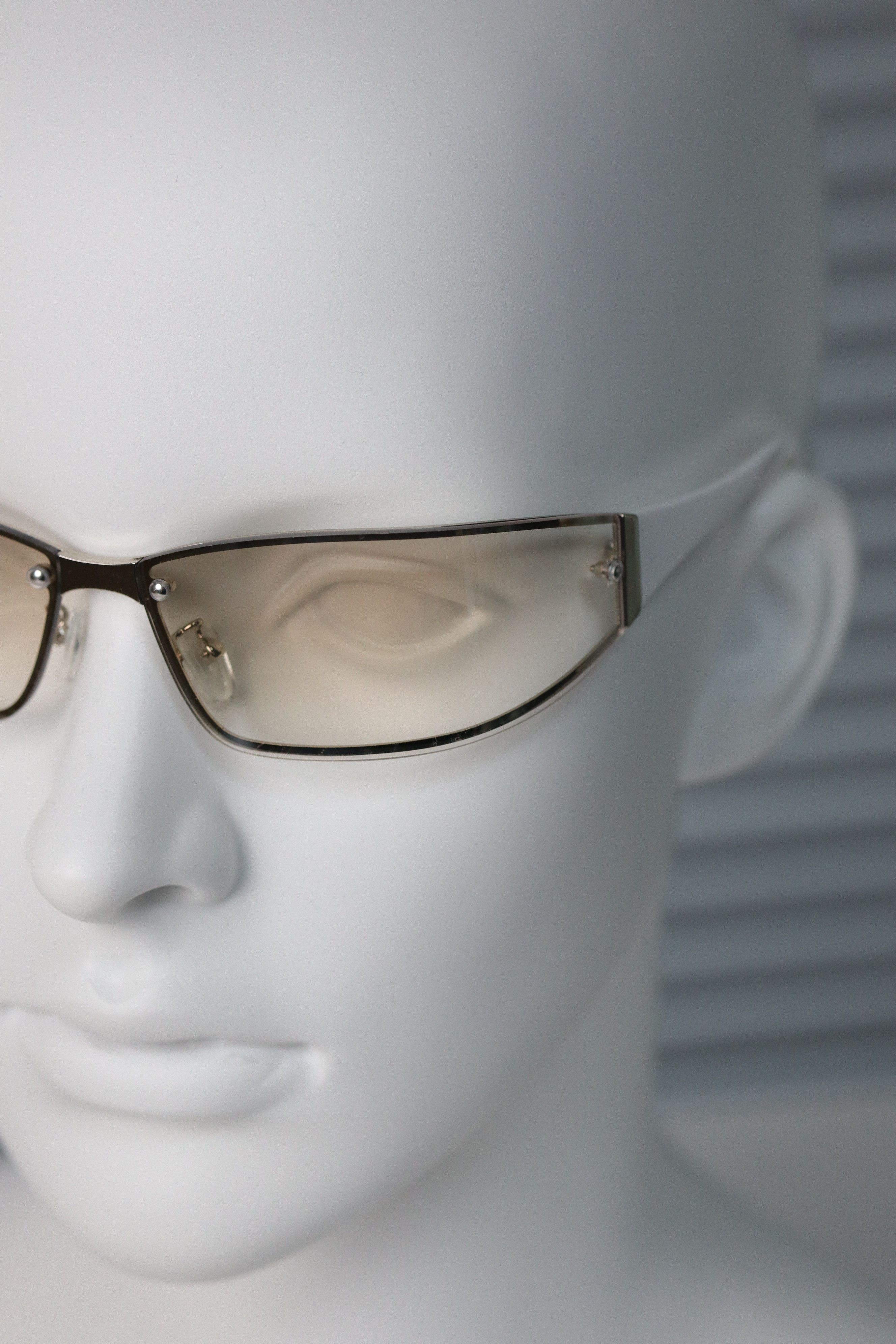 Japanese Brand Vtg Y2k Avant Garde Futuristic Sunglasses Silver Unisex OS Size ONE SIZE - 7 Thumbnail