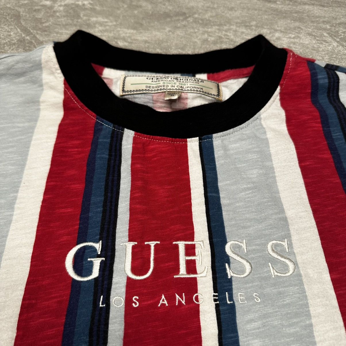 Guess Guess USA Los Angeles striped T-shirt streetwear y2k Size US XL / EU 56 / 4 - 2 Thumbnail