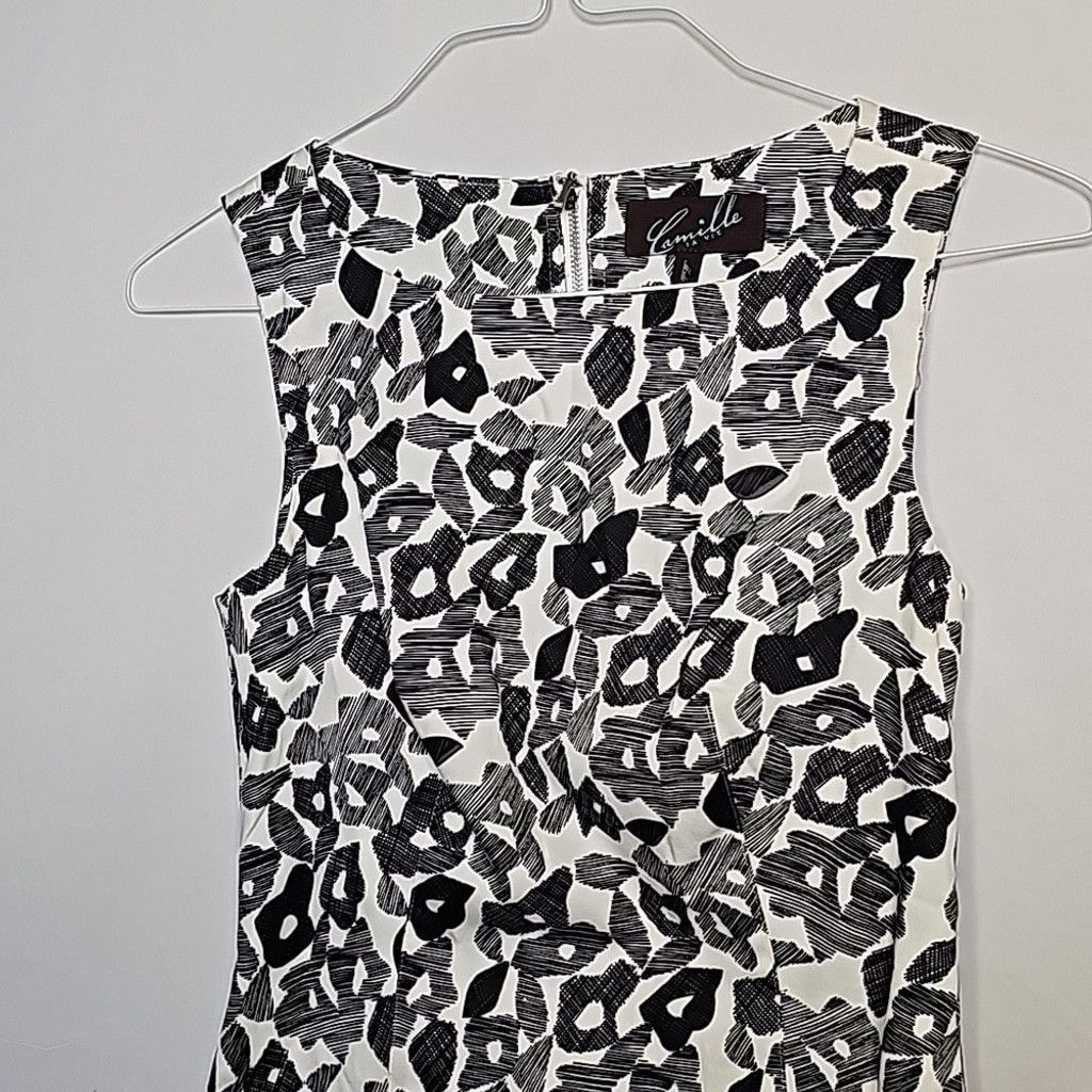 The Unbranded Brand Camille La Vie abstract black white midi zip up back dress 4 Size S / US 4 / IT 40 - 2 Thumbnail