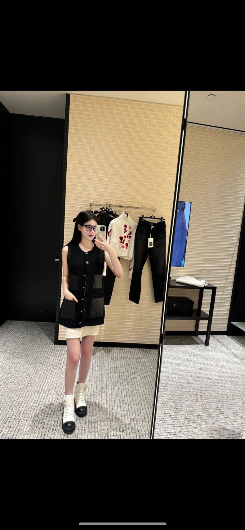 Chanel Chanel 24B black diamond patchwork four-pocket vest 2504-Ne Size XS / US 0-2 / IT 36-38 - 7 Thumbnail
