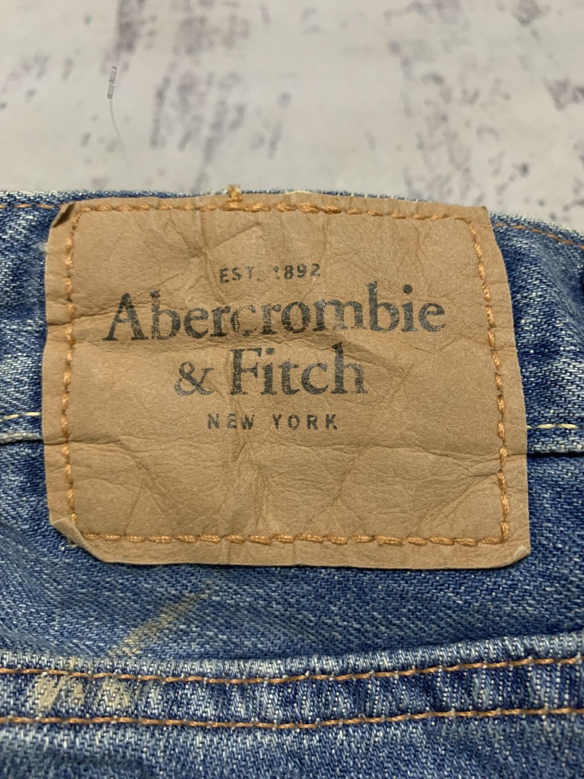 Abercrombie & Fitch Y2K Abercrombie Fitch Distressed Bootcut Flare Denim Jeans Size US 34 / EU 50 - 15 Thumbnail