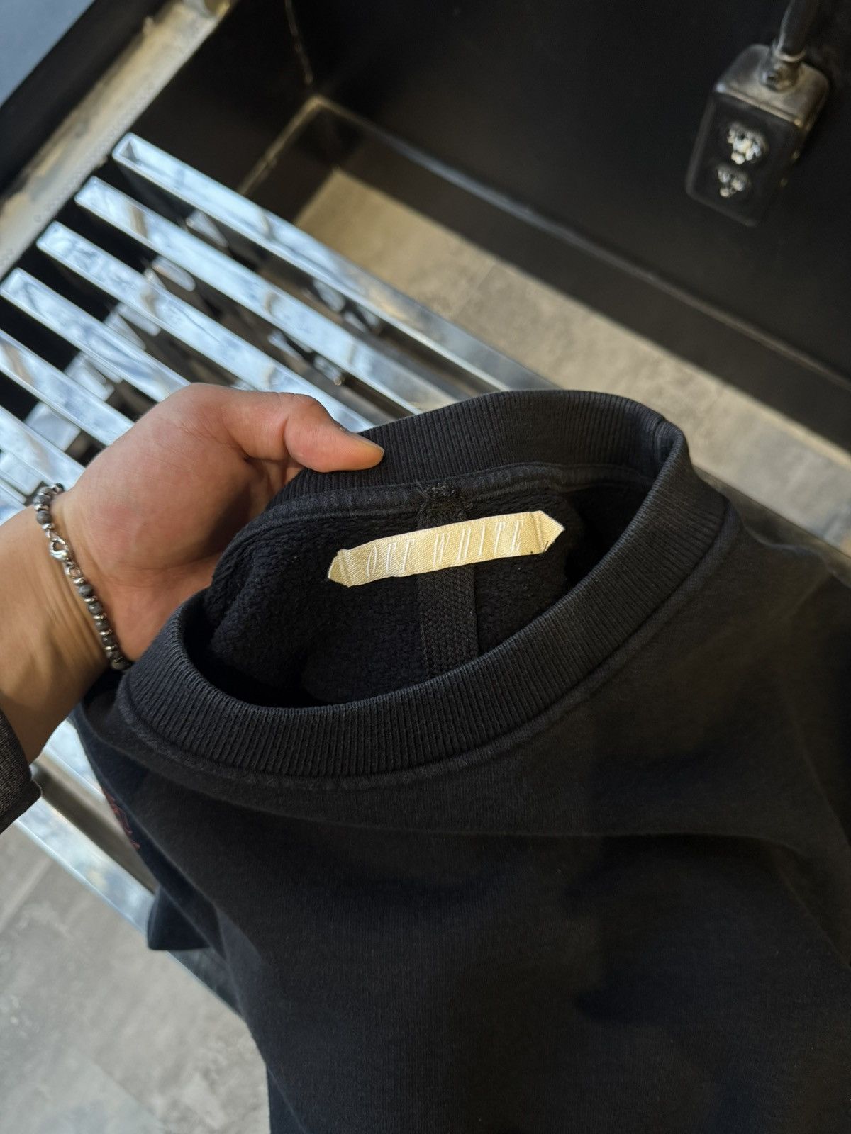 Off-White × Vlone RARE OFF WHITE X VLONE CREWNECK Size US M / EU 48-50 / 2 - 5 Thumbnail