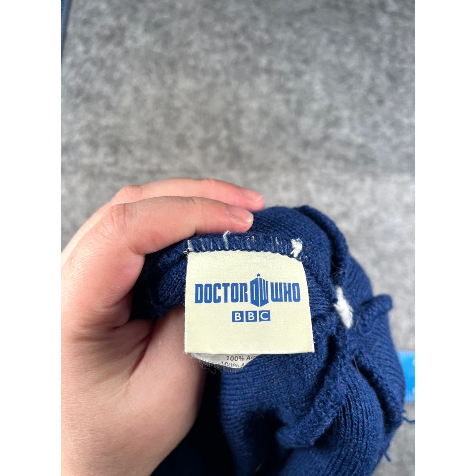 Vintage Doctor Who Hat Adult One Size Blue Pom Acrylic Size ONE SIZE - 7 Thumbnail