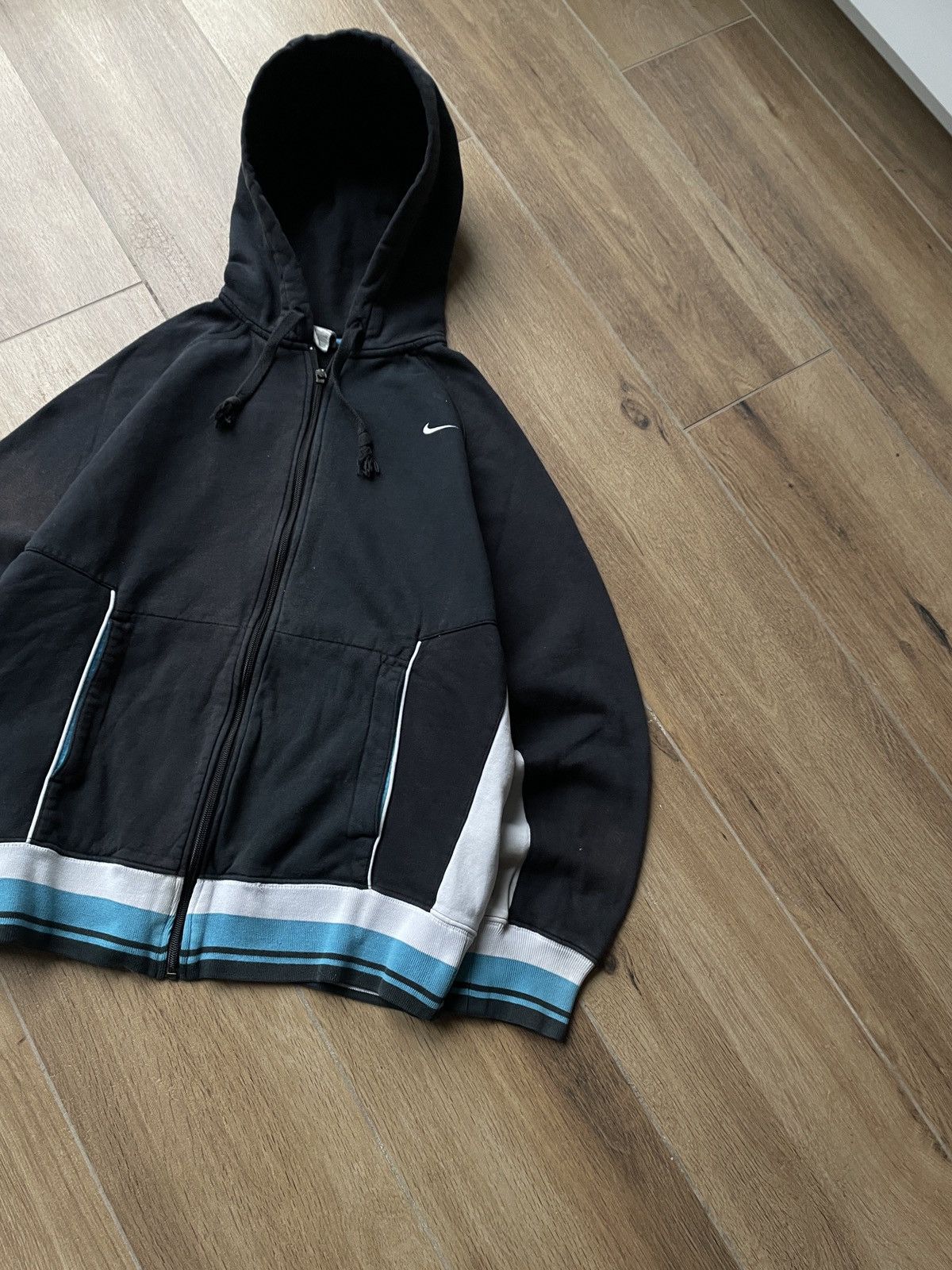 Vintage Nike Vintage Zip Hoodie Faded Swoosh Boxy Washed Japanese Size US M / EU 48-50 / 2 - 2 Thumbnail