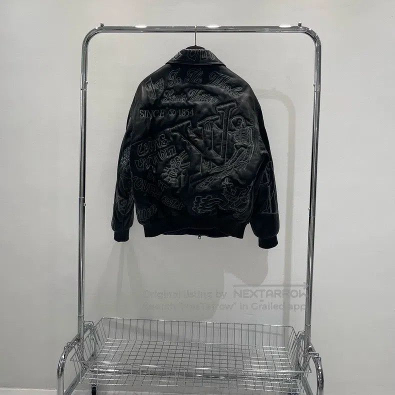 Louis Vuitton Louis Vuitton Black embroidered aviator leather jacket Size US M / EU 48-50 / 2 - 2 Thumbnail