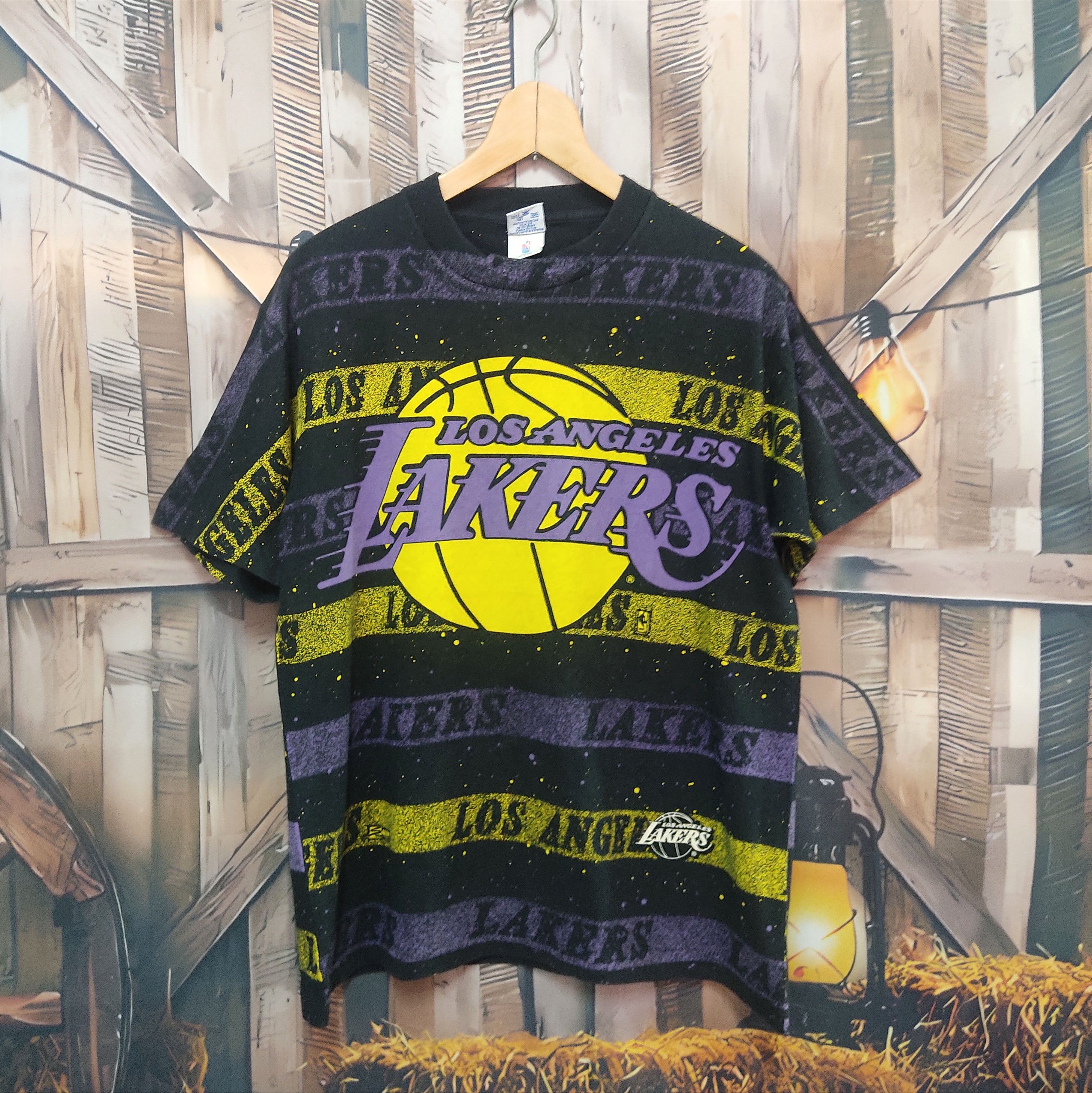 NBA Vtg 90s LA LAKERS NBA All-Over Printed T-shirt Size US M / EU 48-50 / 2 - 1 Thumbnail