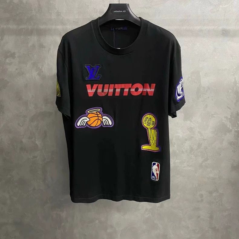 Louis Vuitton louis vuitton Black NBA printed logo short sleeve 2502-Next Size US XL / EU 56 / 4 - 1 Thumbnail