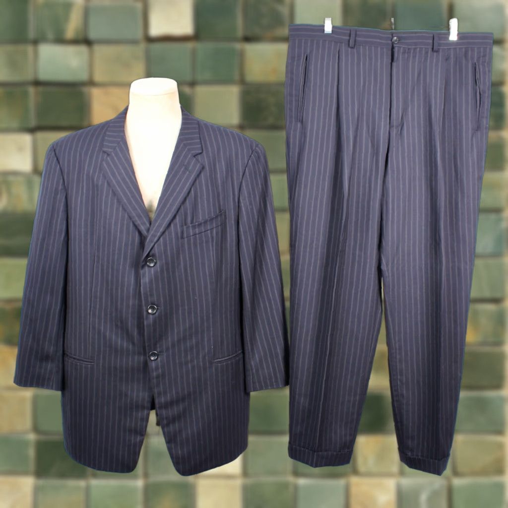 VINTAGE Armani Suit Mens 2 PC Navy Blue Pinstripe Wool Wool 44R 48 Chest 44 Regular Mens