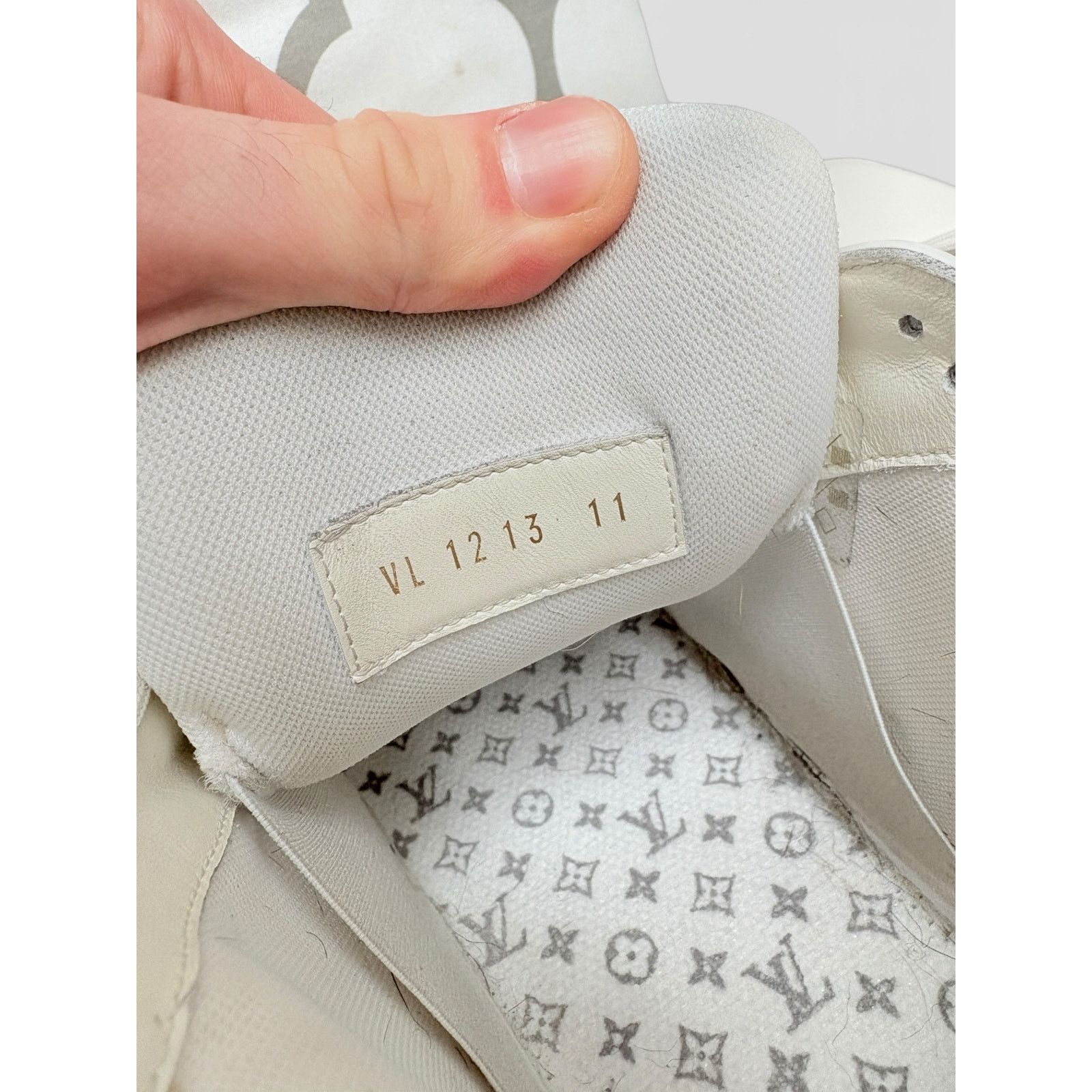 Louis Vuitton Louis Vuitton Maxi Trainer ' White ' | Size 11LV Size US 13 / EU 46 - 7 Thumbnail