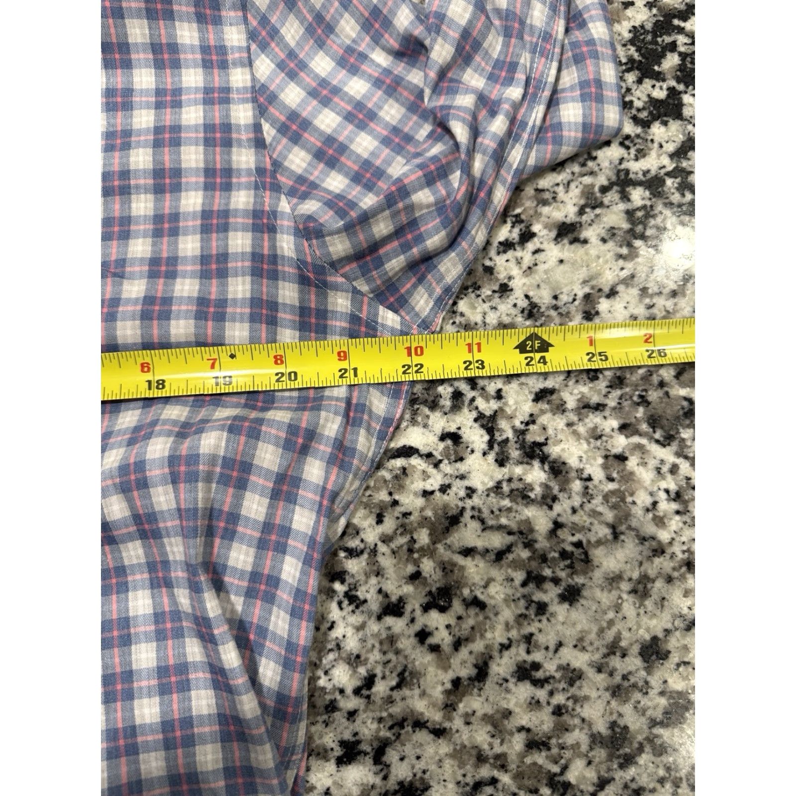 Faherty Faherty Button-Down Shirt Plaid Cotton Blend Men’s M Multicolor Casual Shirt 90s? (ignore decade) Size US M / EU 48-50 / 2 - 3 Thumbnail