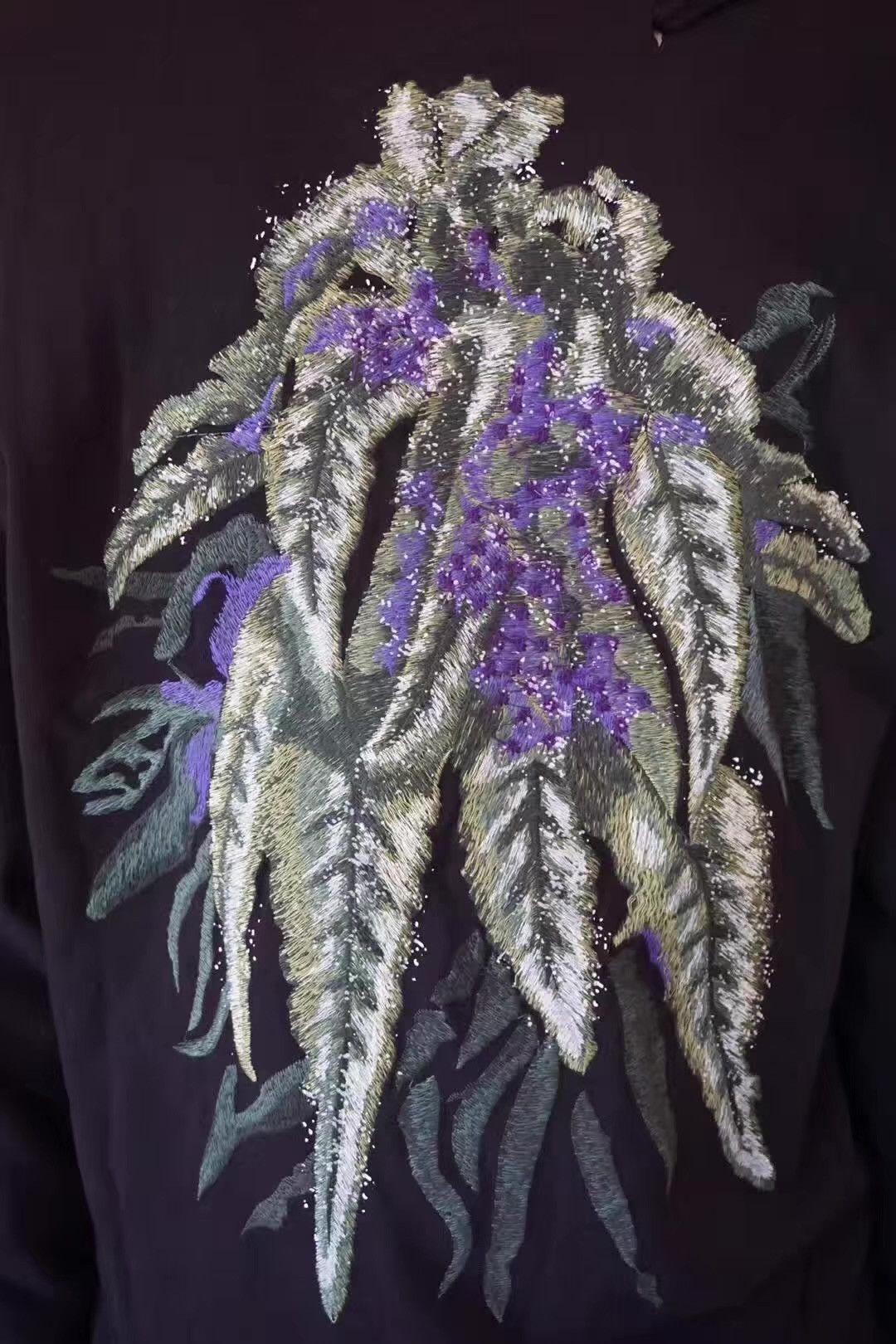 11 By Boris Bidjan Saberi 11byBBS 17FW Embroidered Floral Reversible Sweatshirt Ｑ25 Size US S / EU 44-46 / 1 - 2 Thumbnail