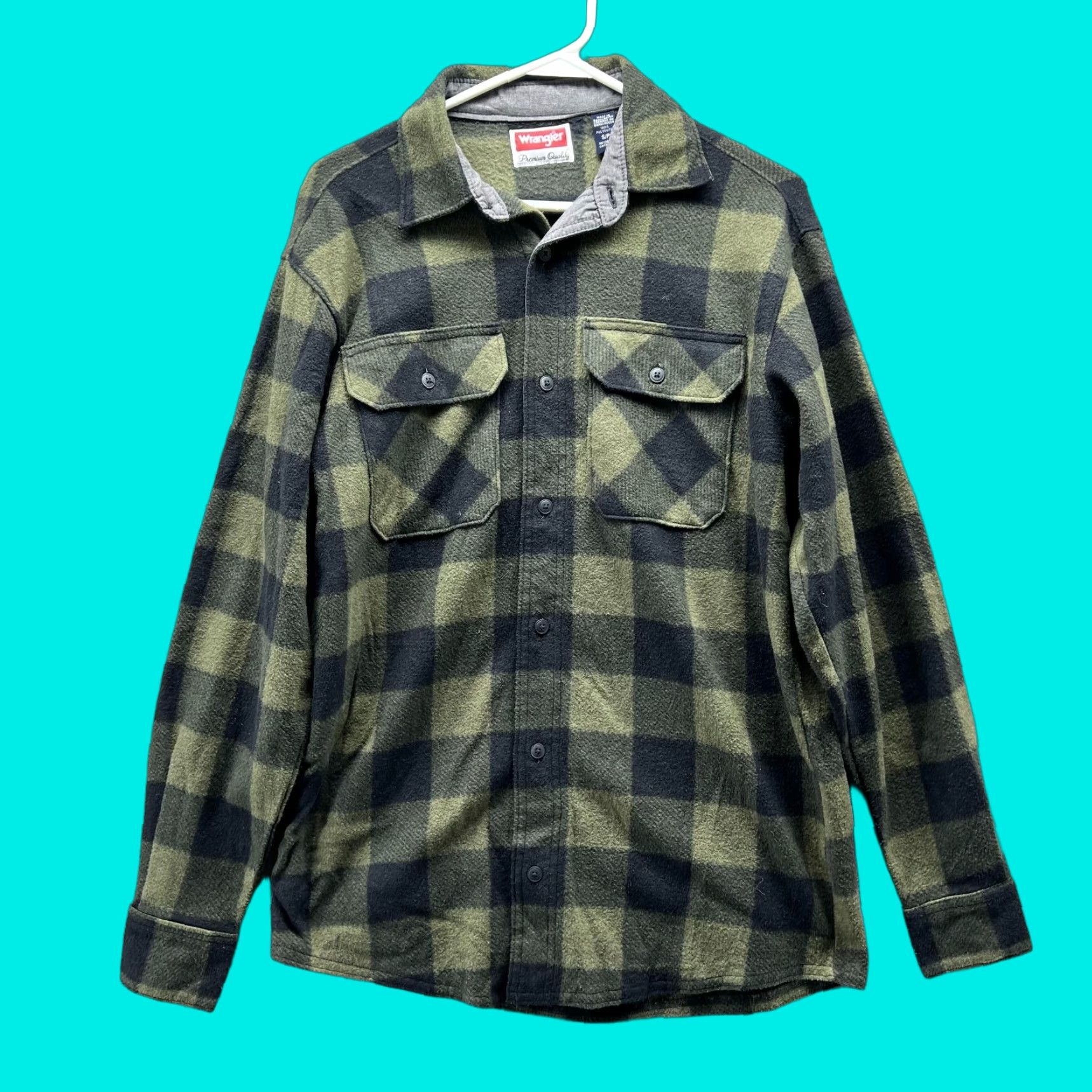 Wrangler Wrangler Shirt Men Smal Plaid Green Button-Down Flannel Premium Vtg Western Shirt Size S Green Plaid Button-Up, Long Sleeve, All Seasons, Casual Mens Size US S / EU 44-46 / 1 - 1 Thumbnail