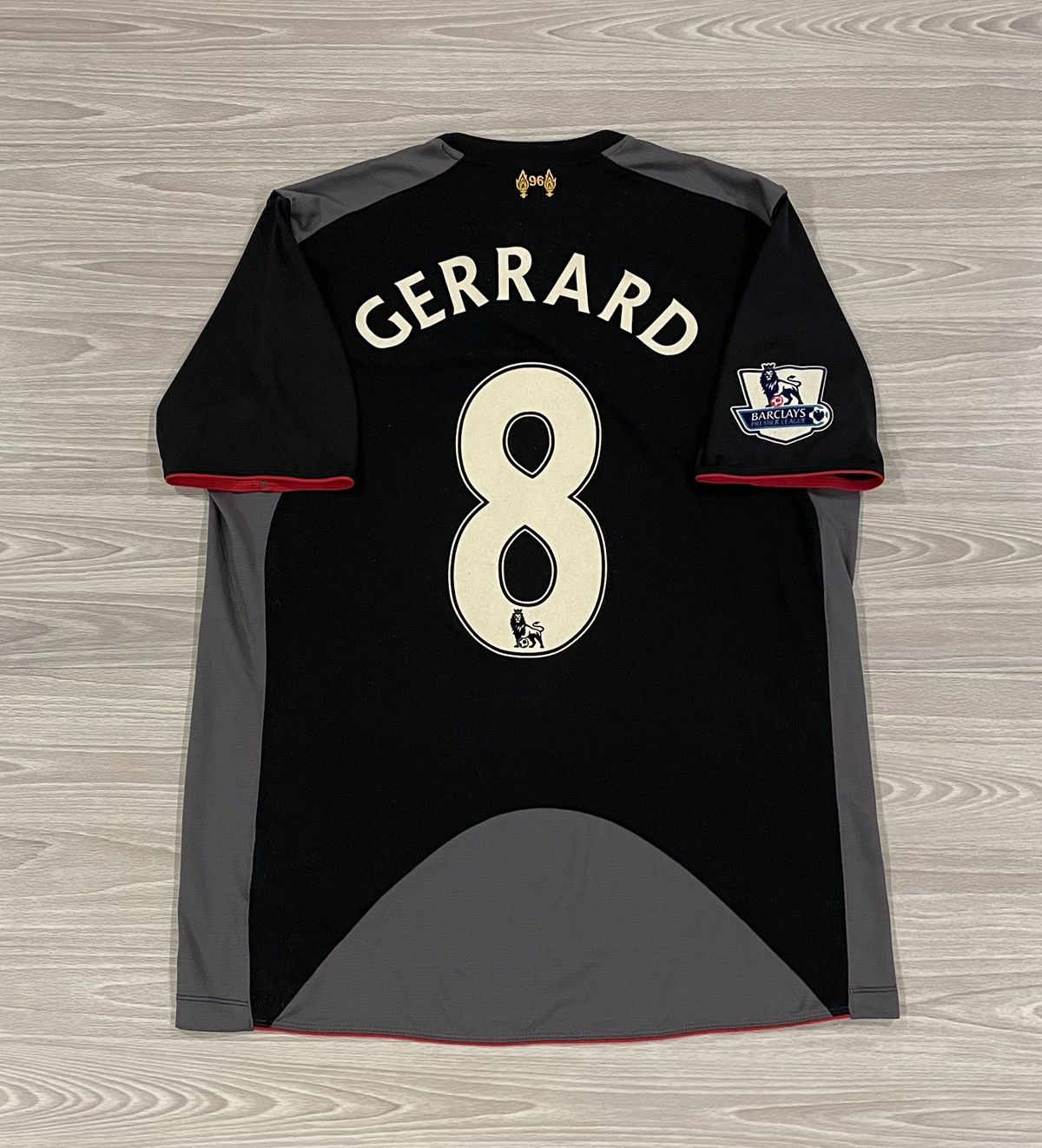 Warrior 2012/13 FC Liverpool Gerrard #8 Jersey Men’s Large