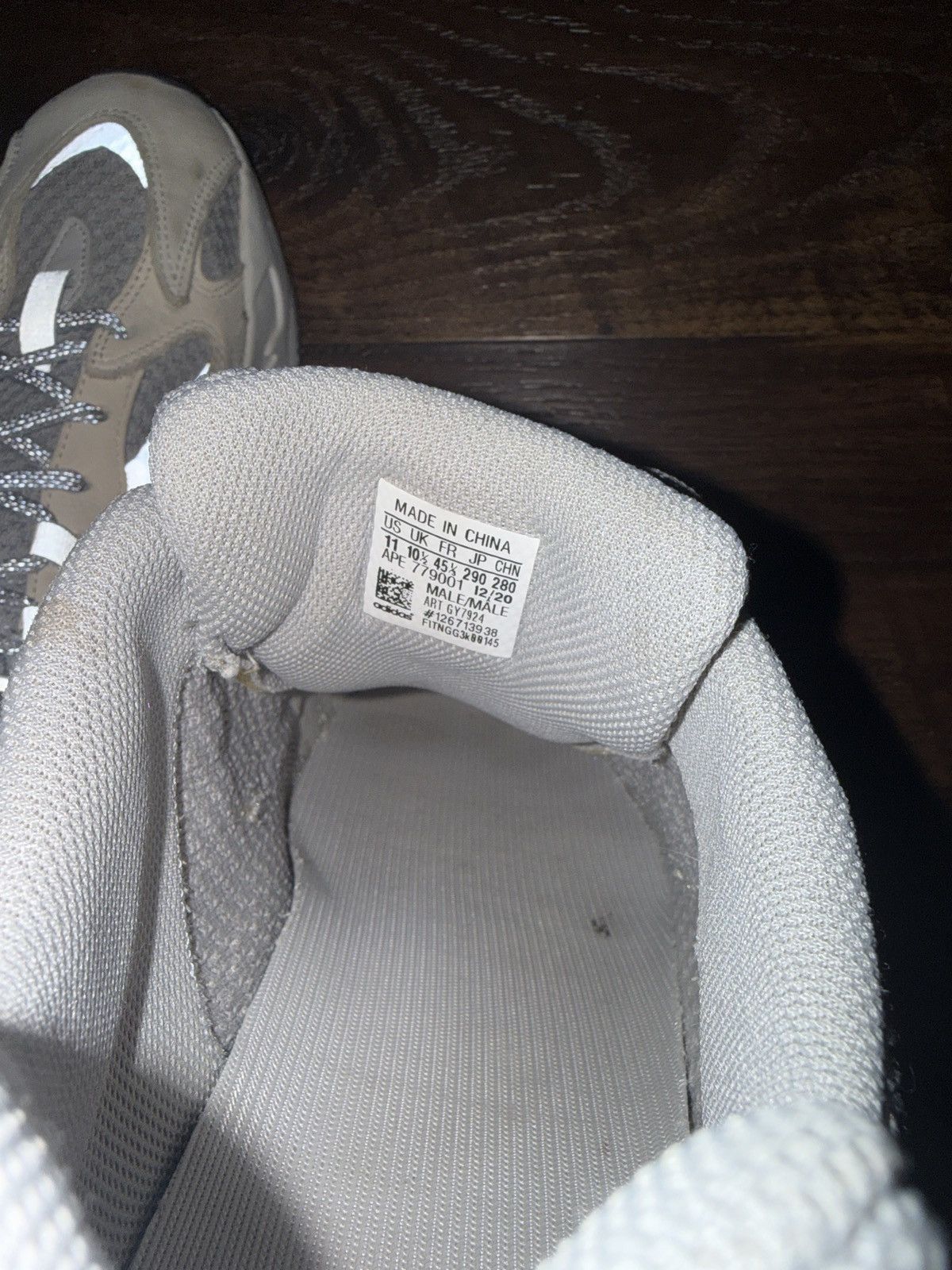 Yeezy Yeezy 700 v2 Cream Size US 11 / EU 44 - 1 Thumbnail