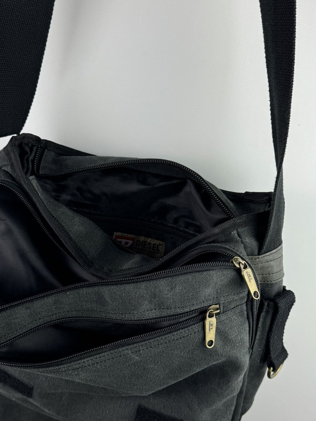 Diesel Vintage Y2K Diesel Shoulder / Crossbody Bag Black Size ONE SIZE - 8 Thumbnail