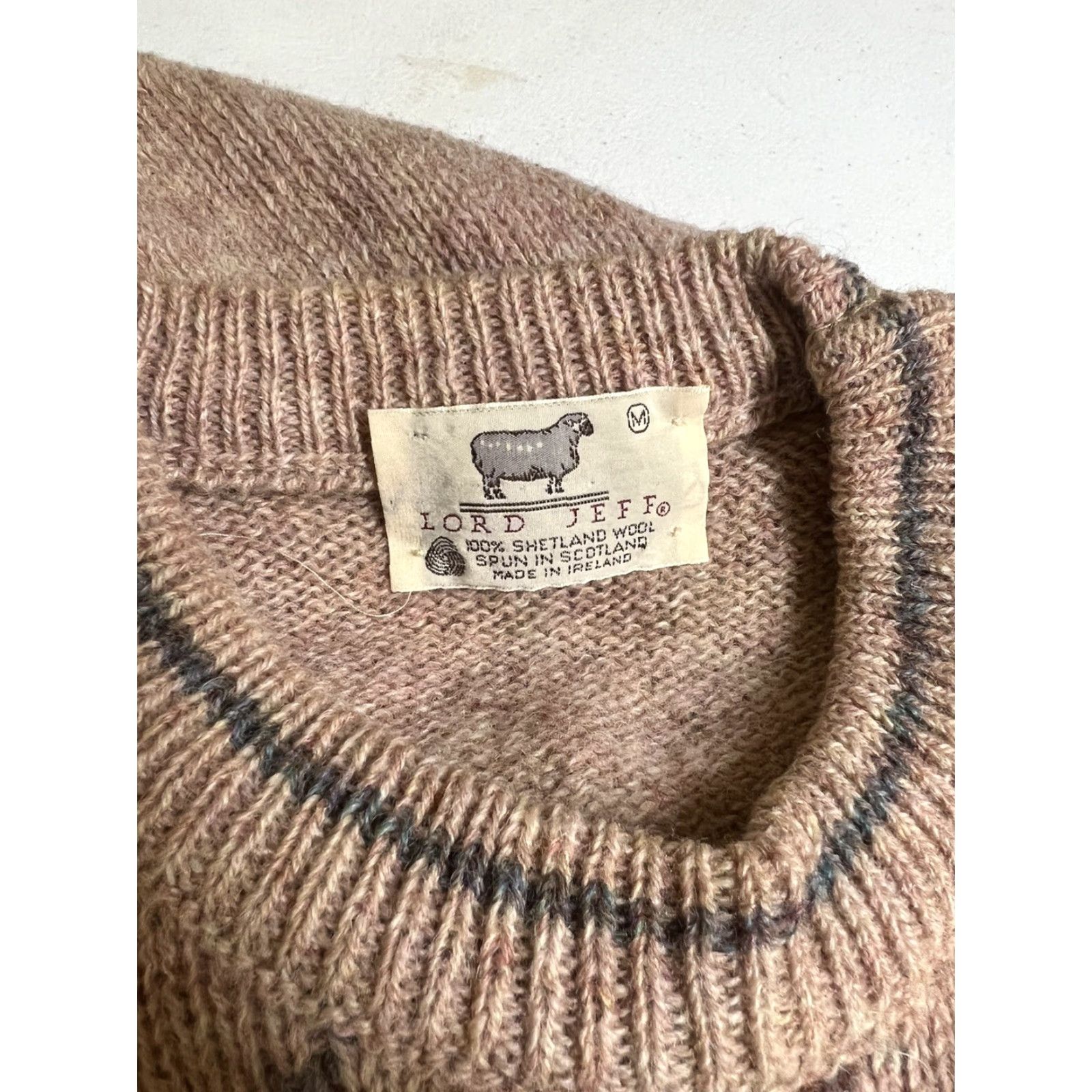 Vintage VINTAGE Lord Jeff Sweater Mens Medium Tan 100% Shetland Wool Made In Ireland Geometric Knit 80s Scotland Mens Size US M / EU 48-50 / 2 - 5 Thumbnail