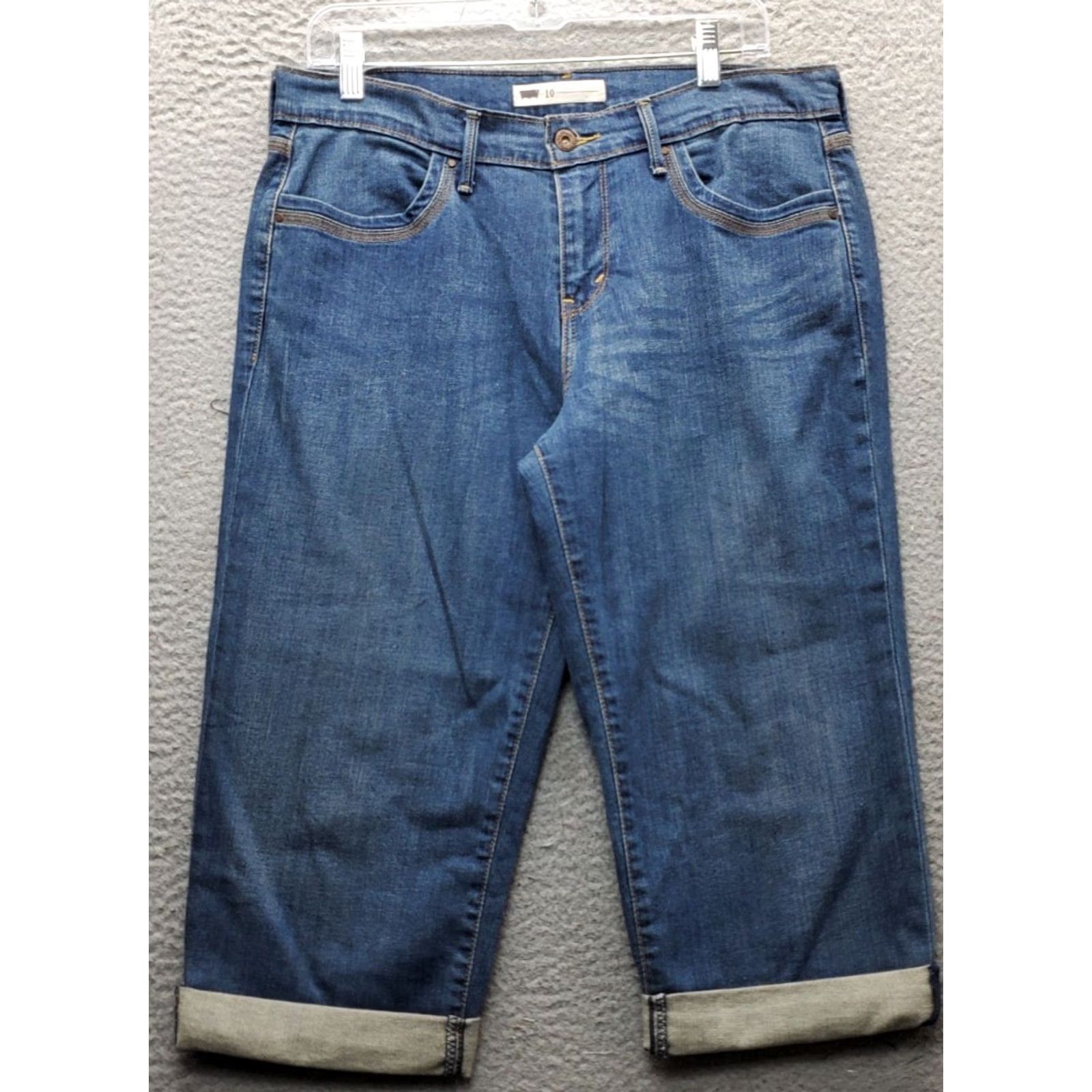Levi's Levi's Womens Size 10 Blue Denim Capri Jeans Cropped Hem 27" Inseam 17.25" Regular Fit 34" Waist Red Tab Double Stitch Pockets Size 32" / US 10 / IT 46 - 2 Thumbnail