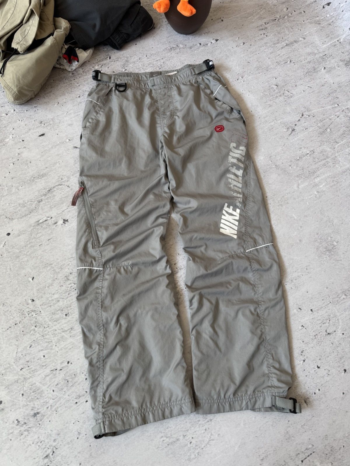 Nike × Vintage NIKE AIR MAX NYLON VINTAGE Y2K BAGGY FIT PANTS SWEATPANTS Size US 32 / EU 48 - 1 Thumbnail