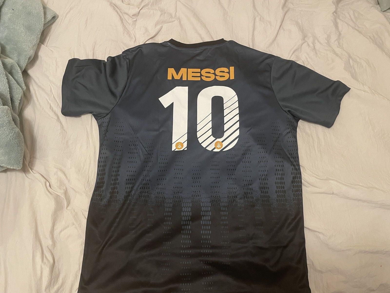 Other Messi Vintage Jersey Size US L / EU 52-54 / 3 - 2 Thumbnail