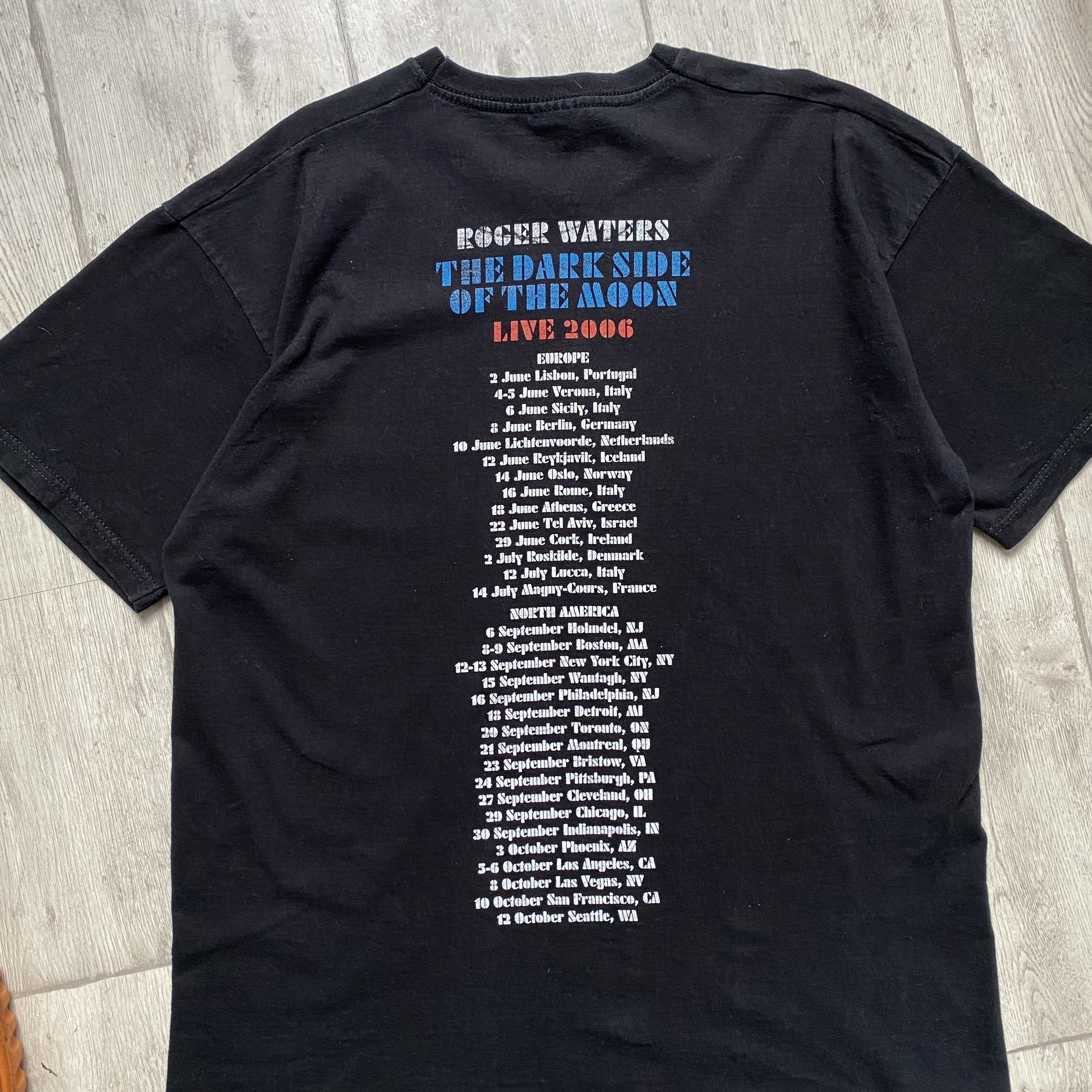 Band Tees Pink Floyd Roger Waters 2006 World Tour Tee Dark Side Moon Size US M / EU 48-50 / 2 - 6 Thumbnail