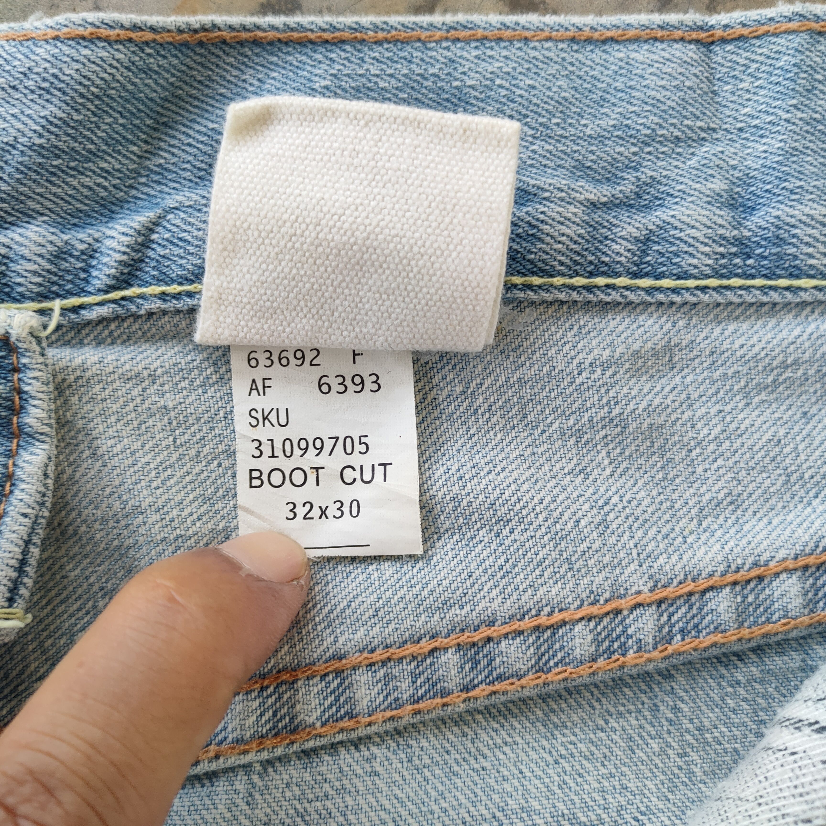 Abercrombie & Fitch W32 VINTAGE BOOTCUT FLARE FADED RIPPED JEANS PANTS Size US 32 / EU 48 - 13 Thumbnail
