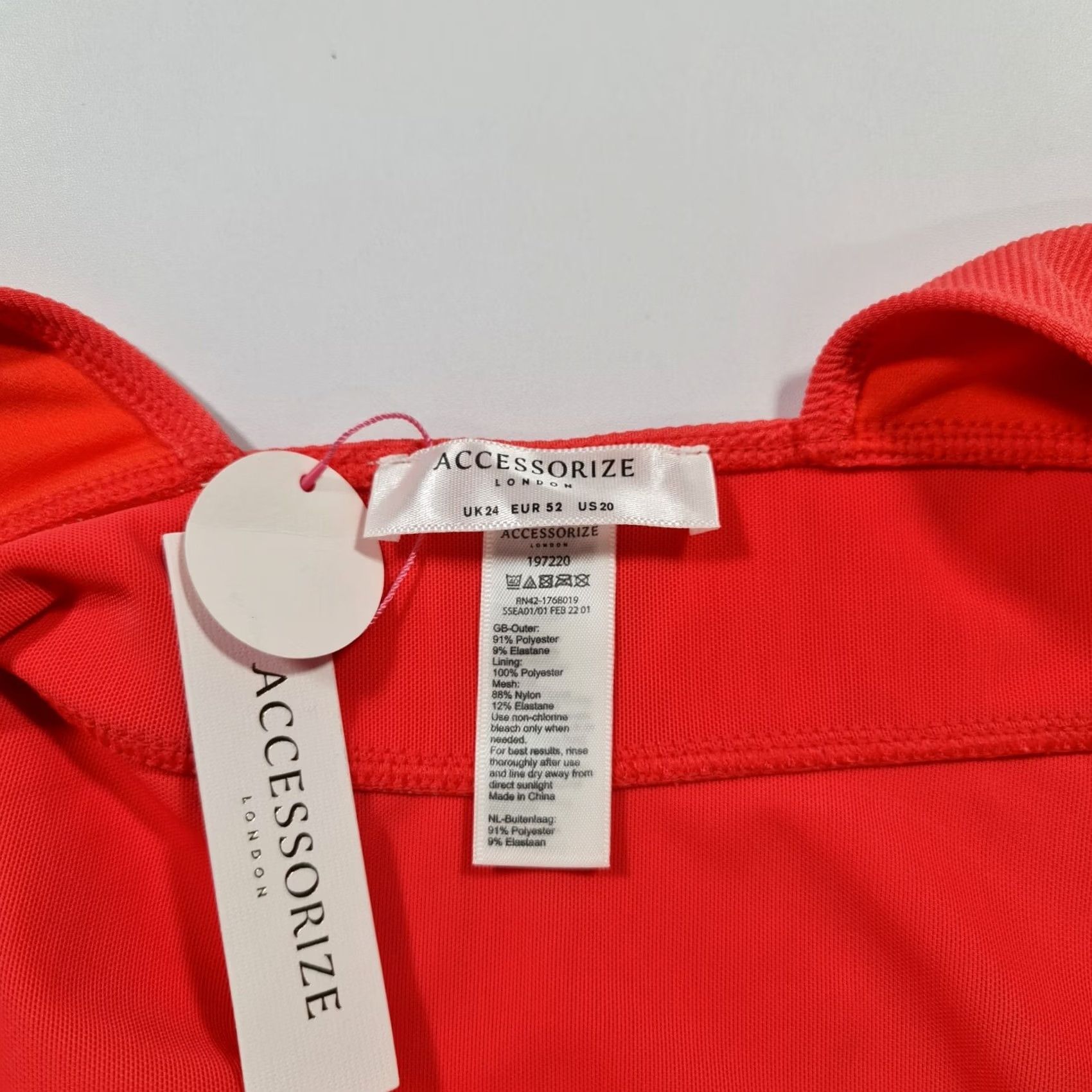 Vintage Accessorize Womens One Piece Swim Pink 24 UK V Neck Wide Straps Stretch Polyester Elastane Logo Beach Modern Womens US/UK 24 Size ONE SIZE - 5 Thumbnail