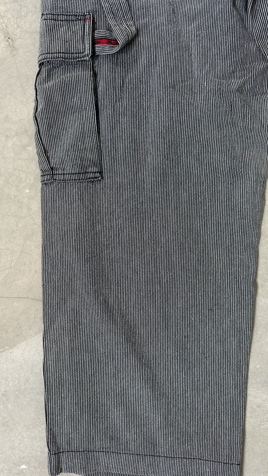 Airwalk VINTAGE AIRWALK BAGGY CARGO PANT Size US 31 - 12 Thumbnail