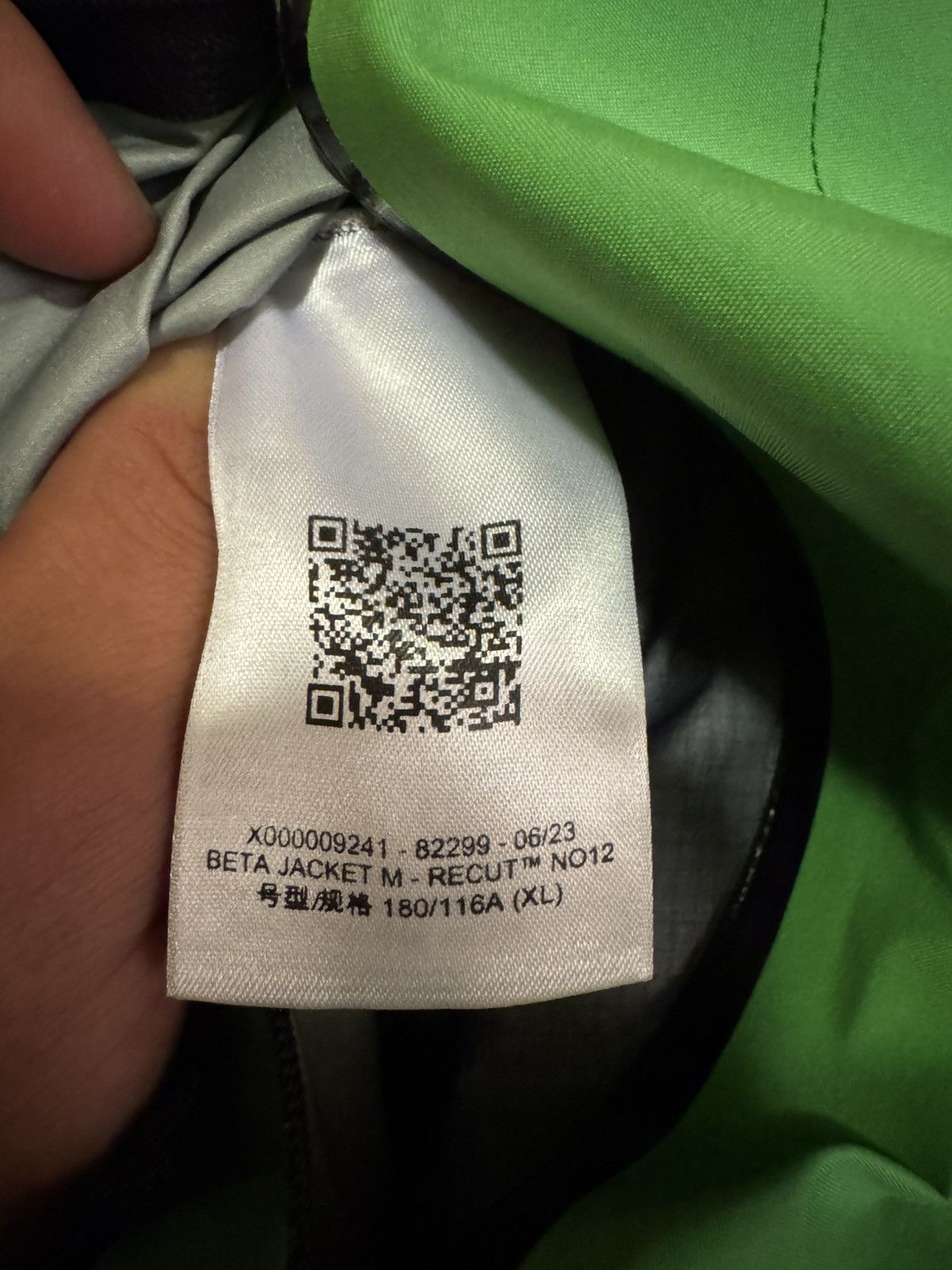 Arc'teryx Arc Teryx Beta Jacket Size US XL / EU 56 / 4 - 3 Thumbnail