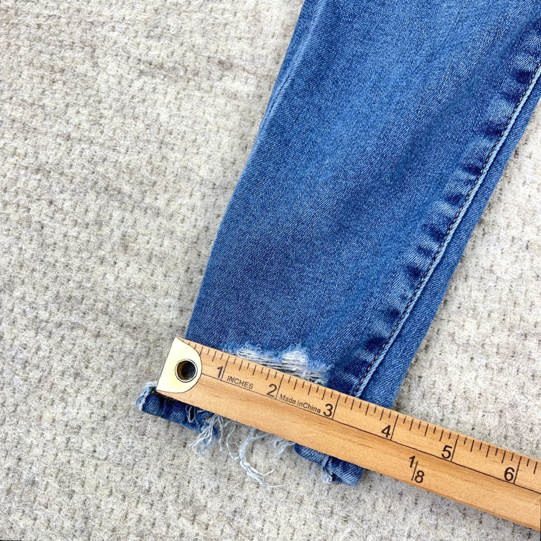 American Eagle Outfitters American Eagle Jeans Women High Rise Jegging Distressed Stretch Denim Blue Adult Size 4 Womens Size 27" / US 4 / IT 40 - 7 Thumbnail