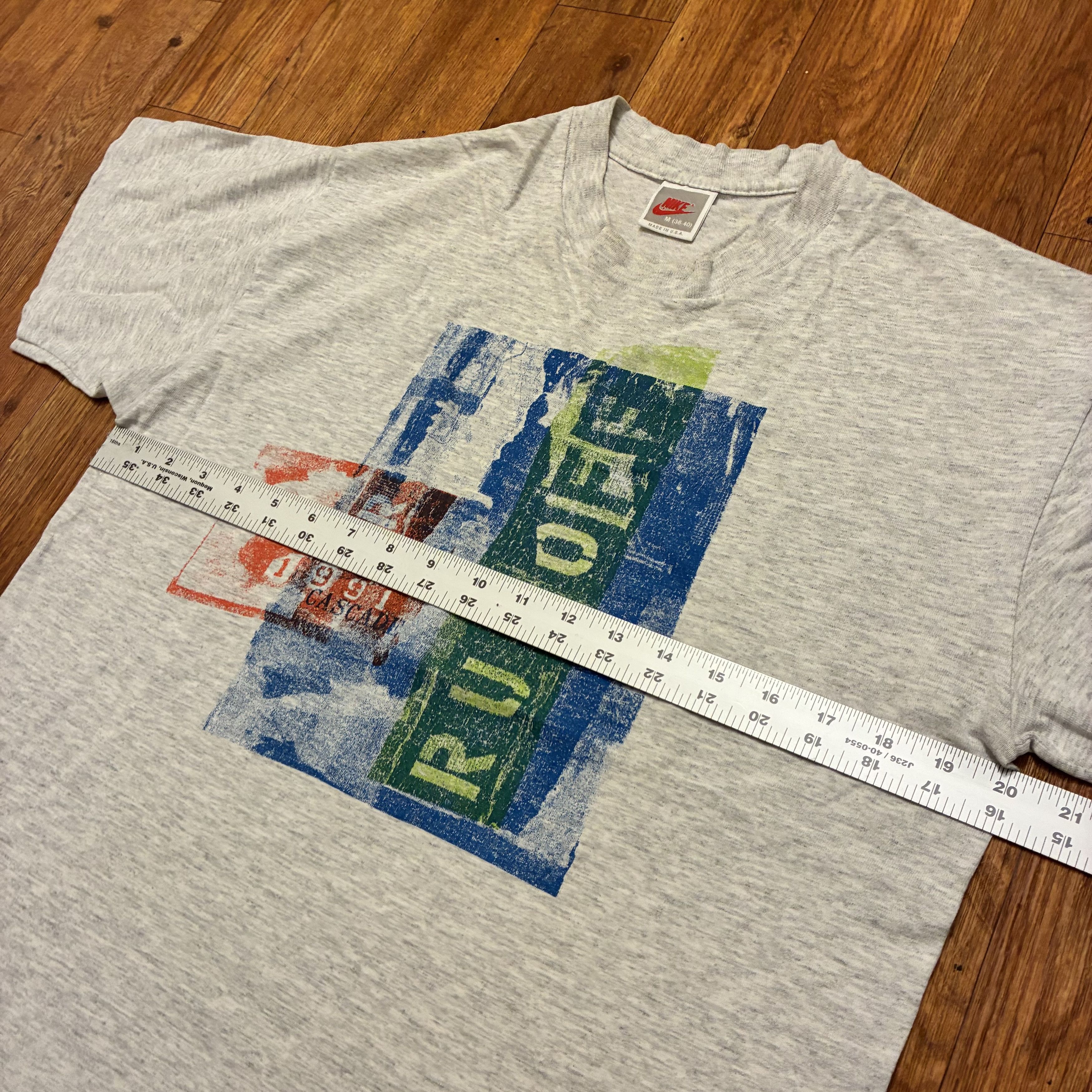 Nike Vintage Nike Gray Tag Run Off 1991 Art Print Tee Made in USA Size US M / EU 48-50 / 2 - 9 Thumbnail
