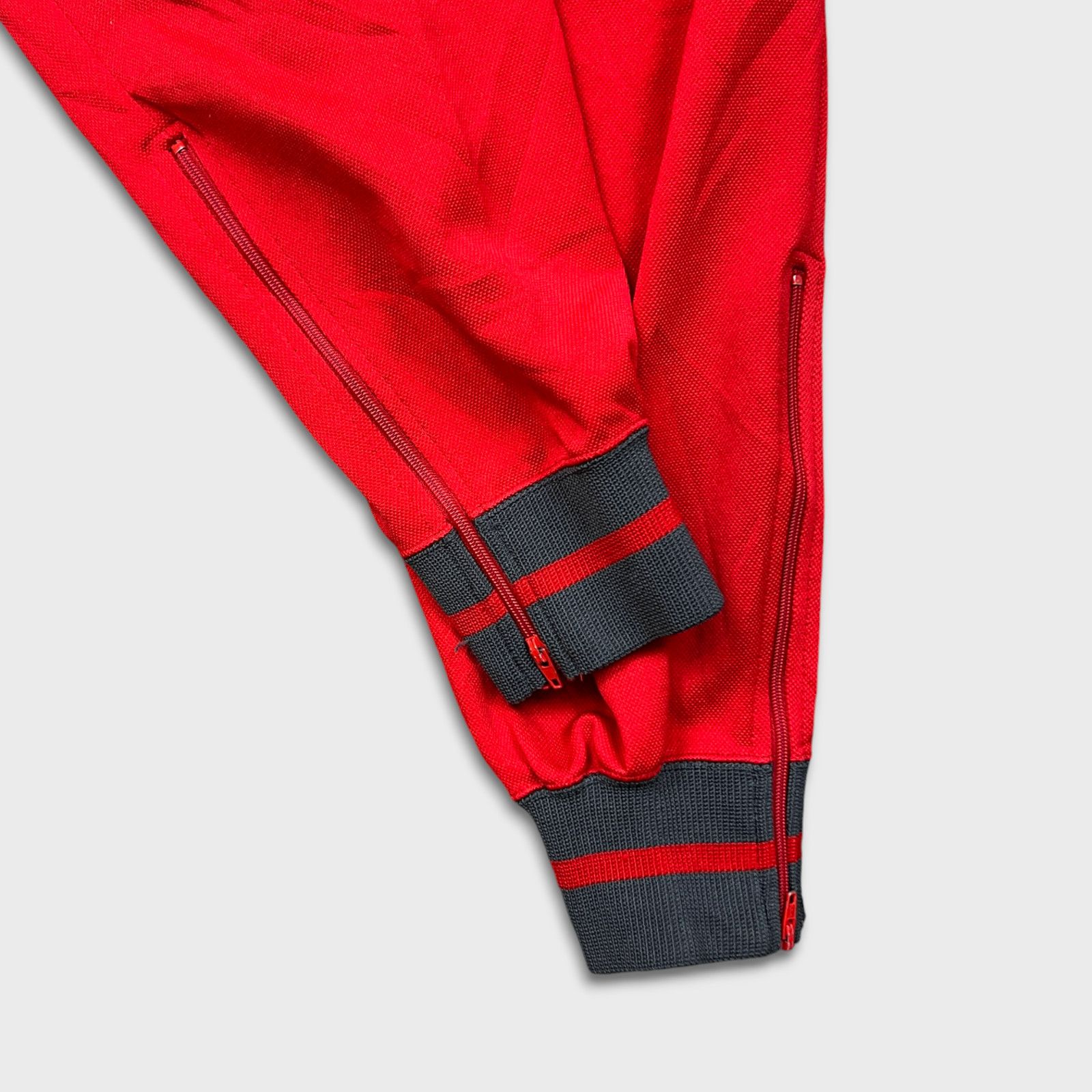 Champion × Japanese Brand × Vintage Champion Sweatpants Small Script Fleece Athletic 90s Jogger Size US 26 / EU 42 - 8 Thumbnail