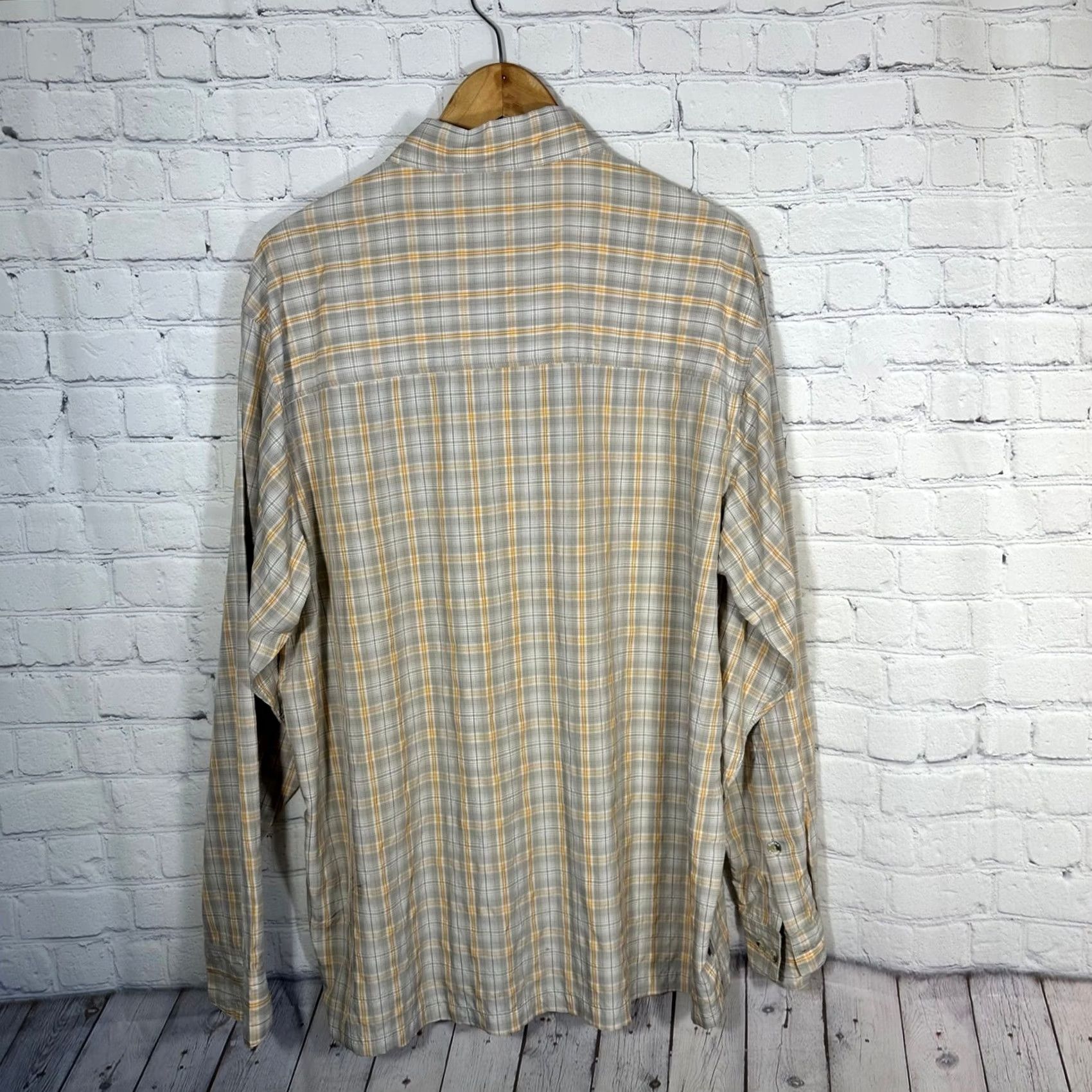 Vintage Simms COR3 Mens XL Shirt Long Sleeve Plaid Grey Yellow Button Up Flaws Size US XL / EU 56 / 4 - 7 Thumbnail