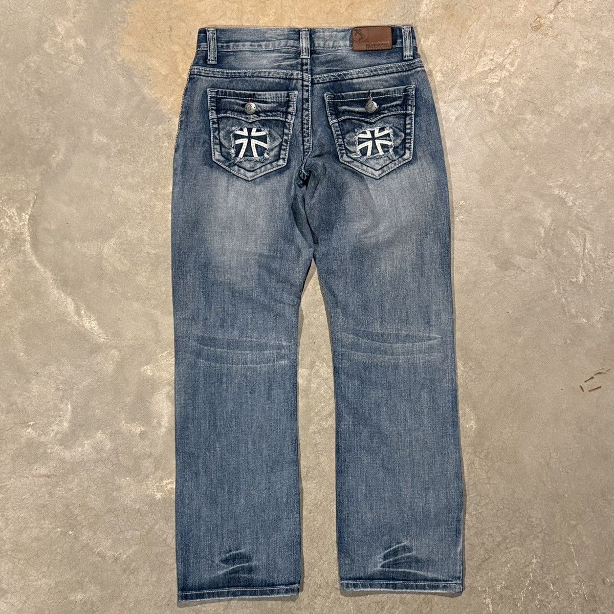 Vtg 2000s Embroidered Cross Faded Distressed Jeans Y2K ERD